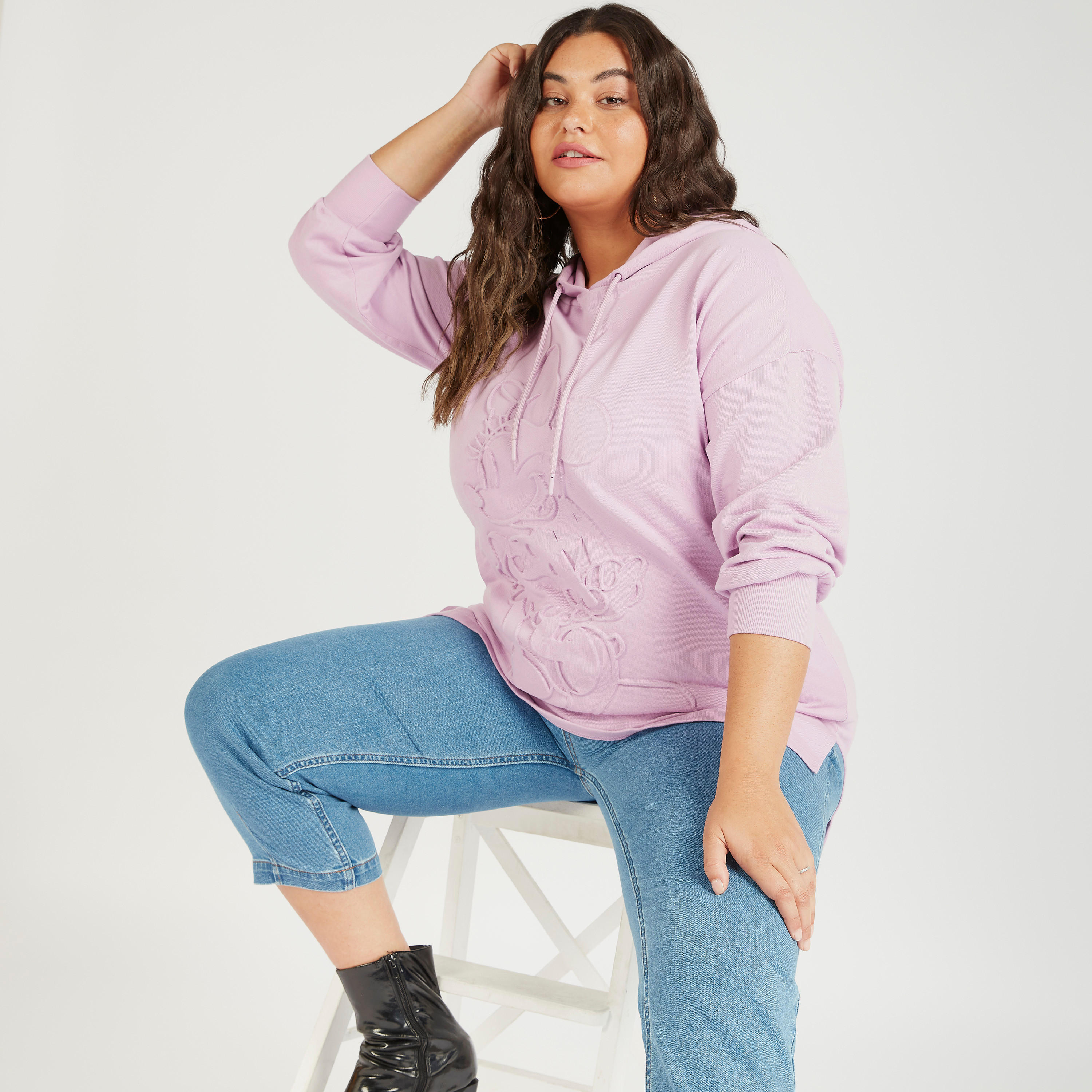 سويت شيرت بقبعة ونقوشدونالد داك وأكمام طويلة-women-winterwear-hoodiesandsweatshirts-sweatshirts-image-5