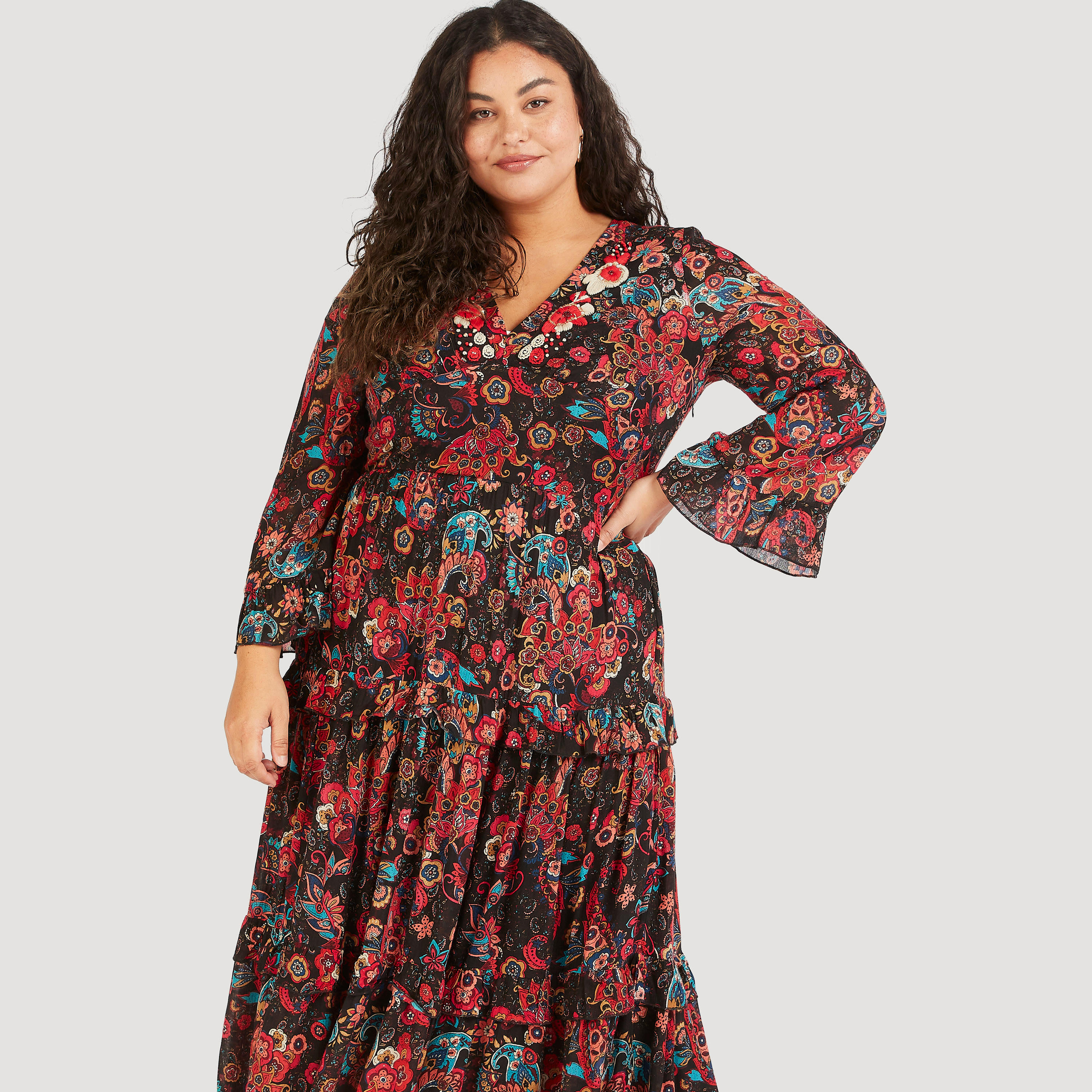 فستان إيه لاين طويل متعدد الطبقات بطبعات وياقة v وأكمام طويلة-women-clothing-dresses-image-2