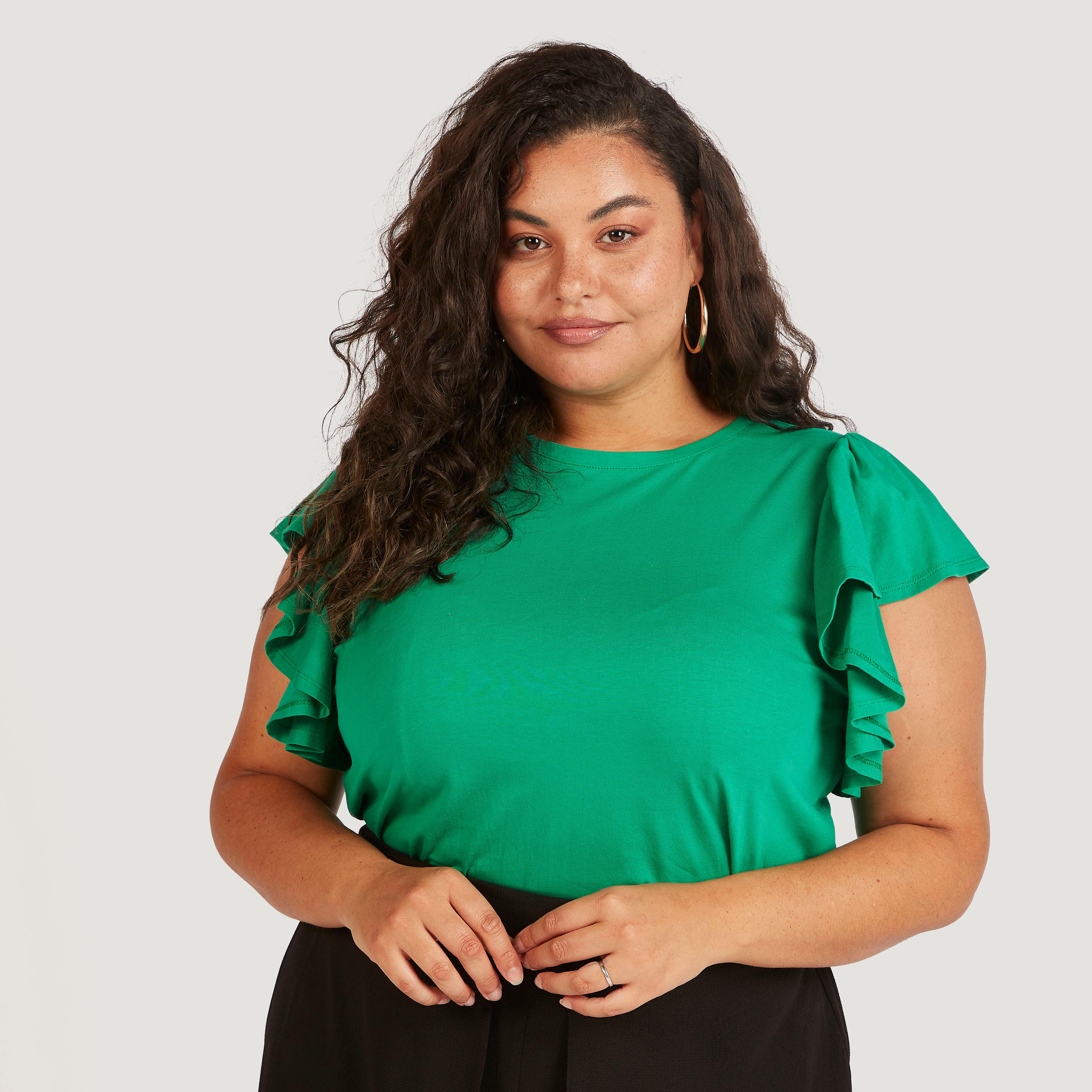 بلوزة سادة بياقة ضيقة وأكمام واسعة-women-clothing-tshirts-image-1