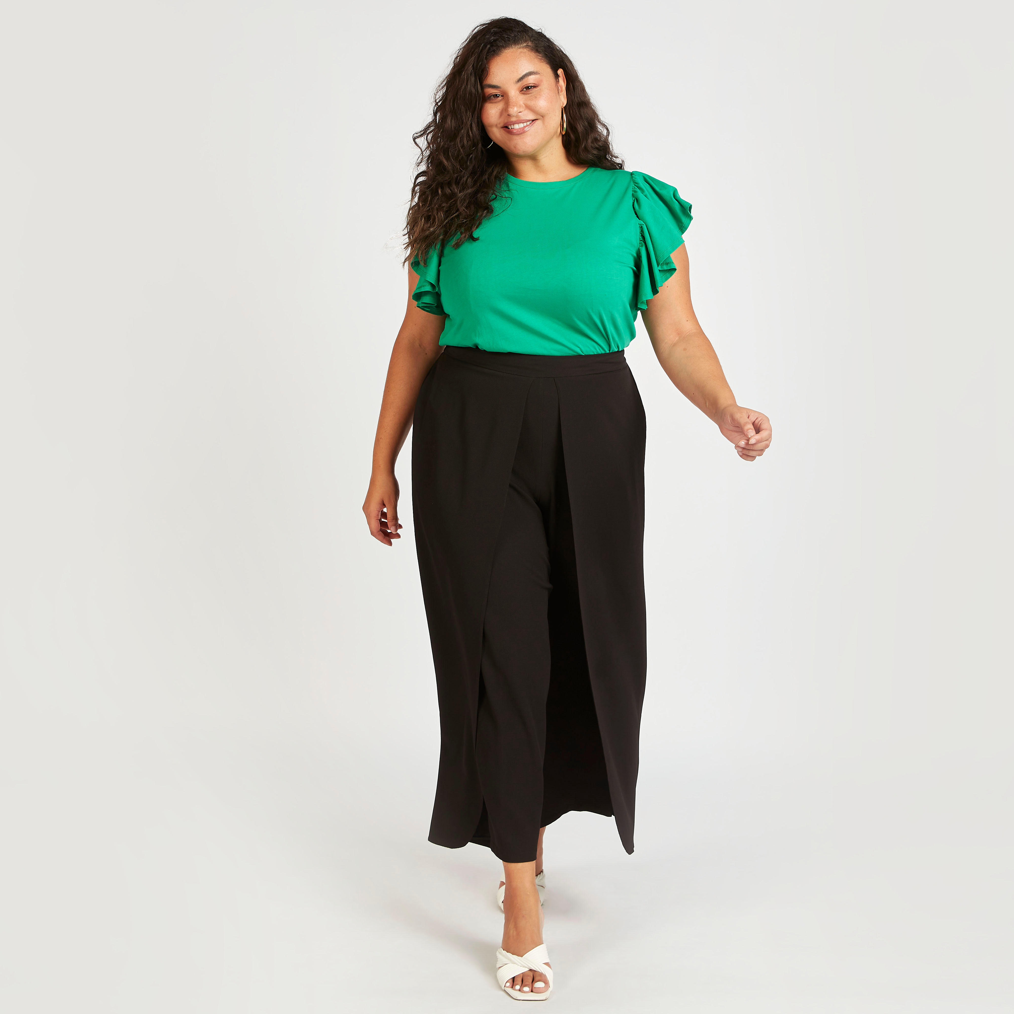 بلوزة سادة بياقة ضيقة وأكمام واسعة-women-clothing-tshirts-image-2