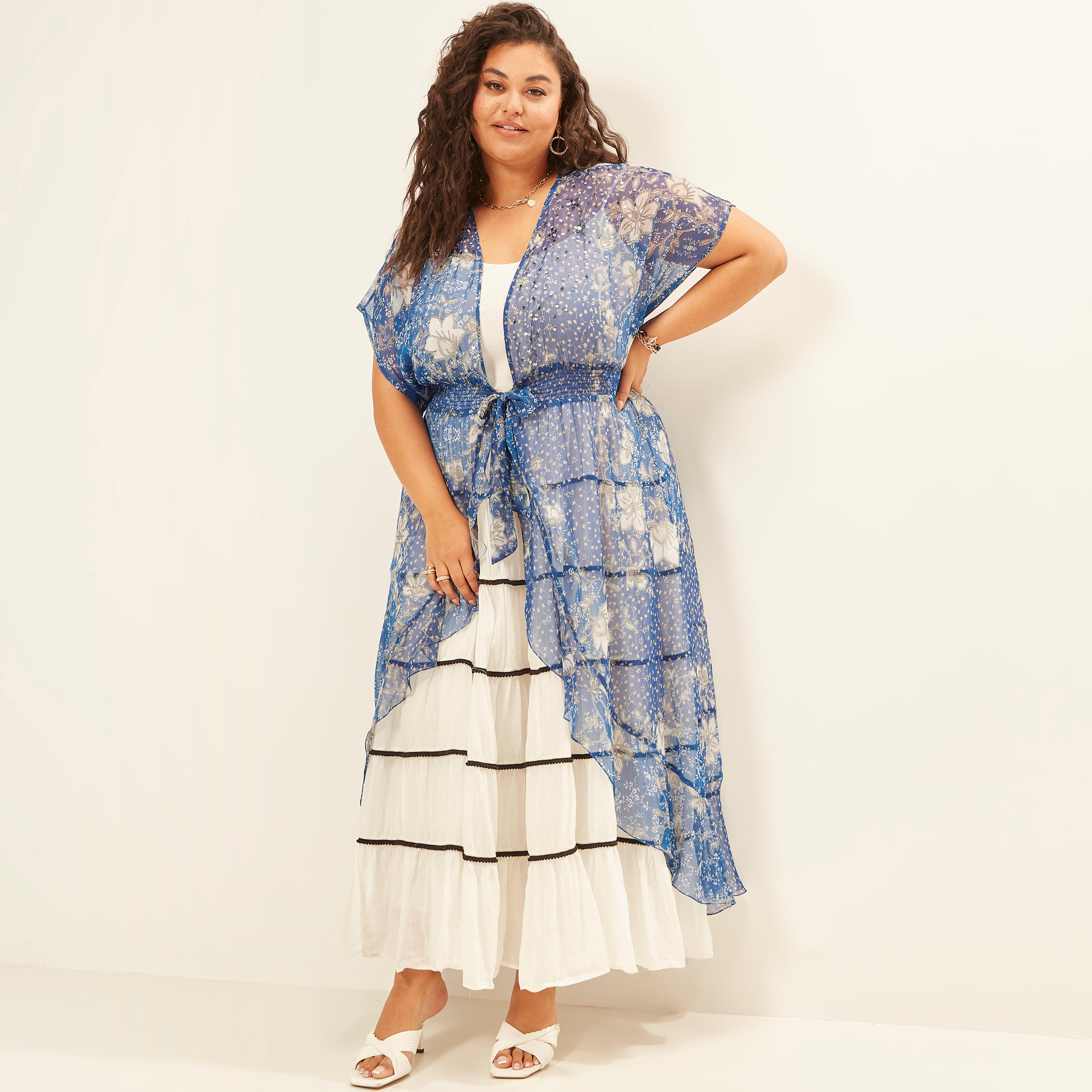 سترة كيمونو بطبعات أزهار وأكمام قصيرة وأربطة-women-clothing-shirtsandblouses-blouses-image-1