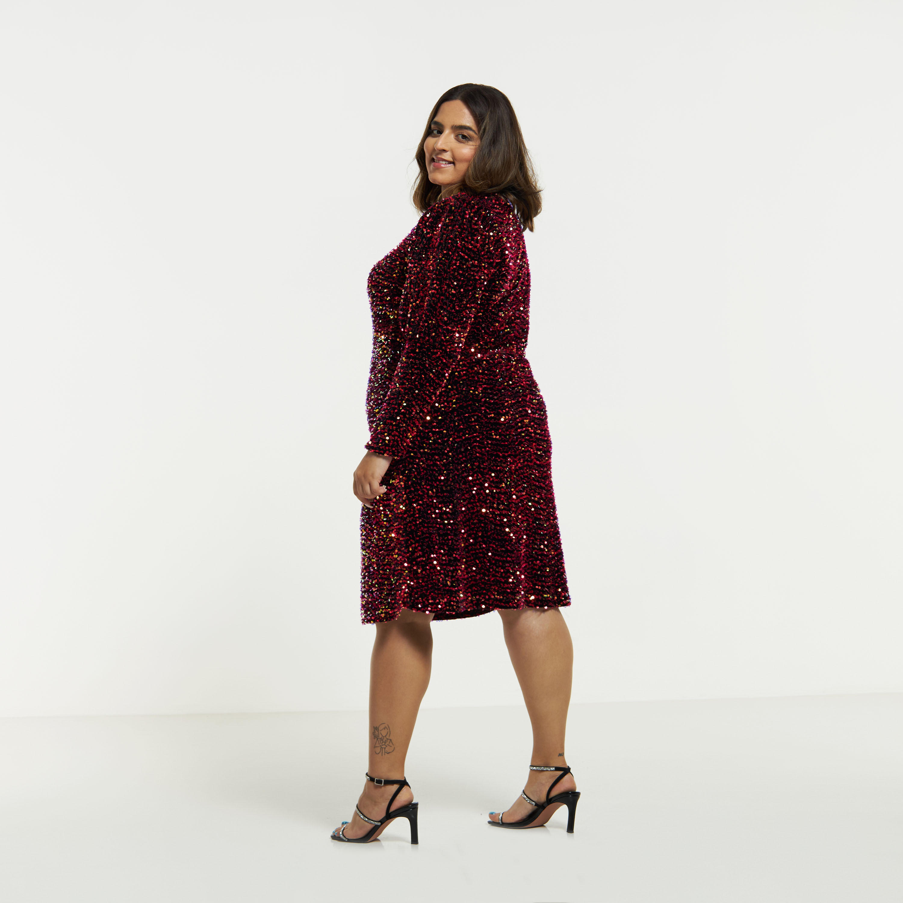 فستان ميدي مقاس كبير بأكمام طويلة وتزيينات ترتر-women-clothing-dresses-image-2