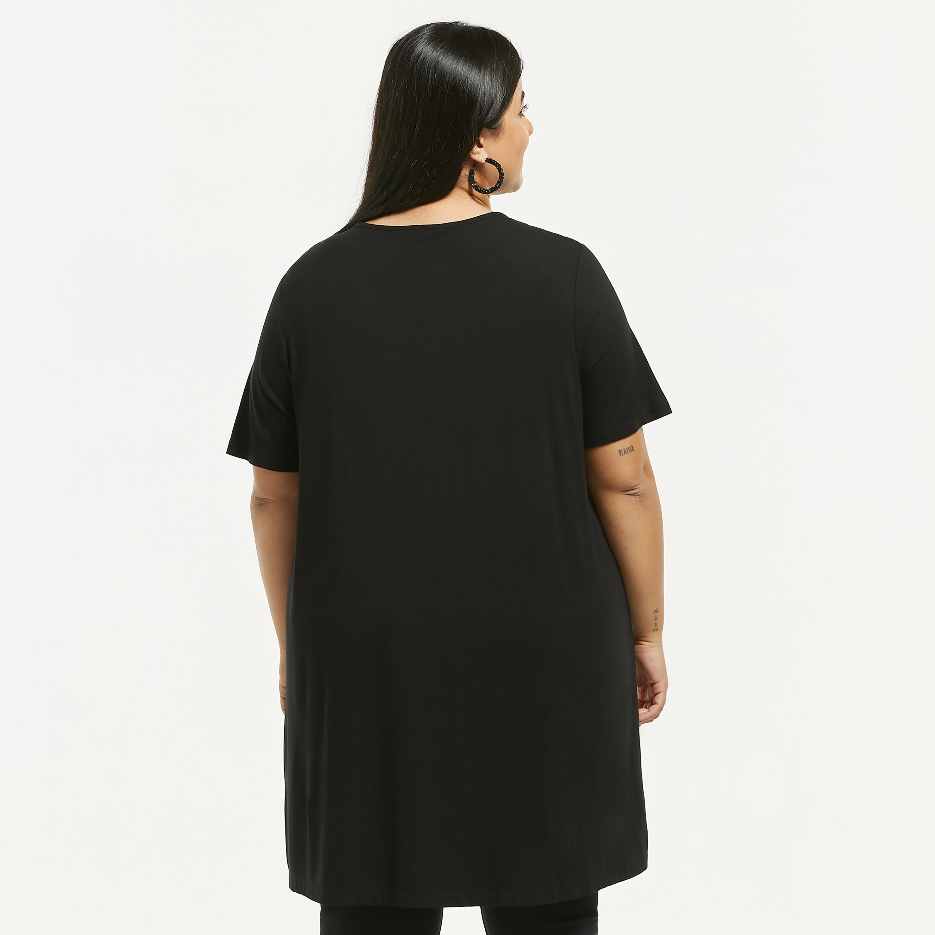 تيشيرت مقاس كبير سادة بأكمام قصيرة وتفاصيل دانتيل وشبكة-women-clothing-tshirts-image-7