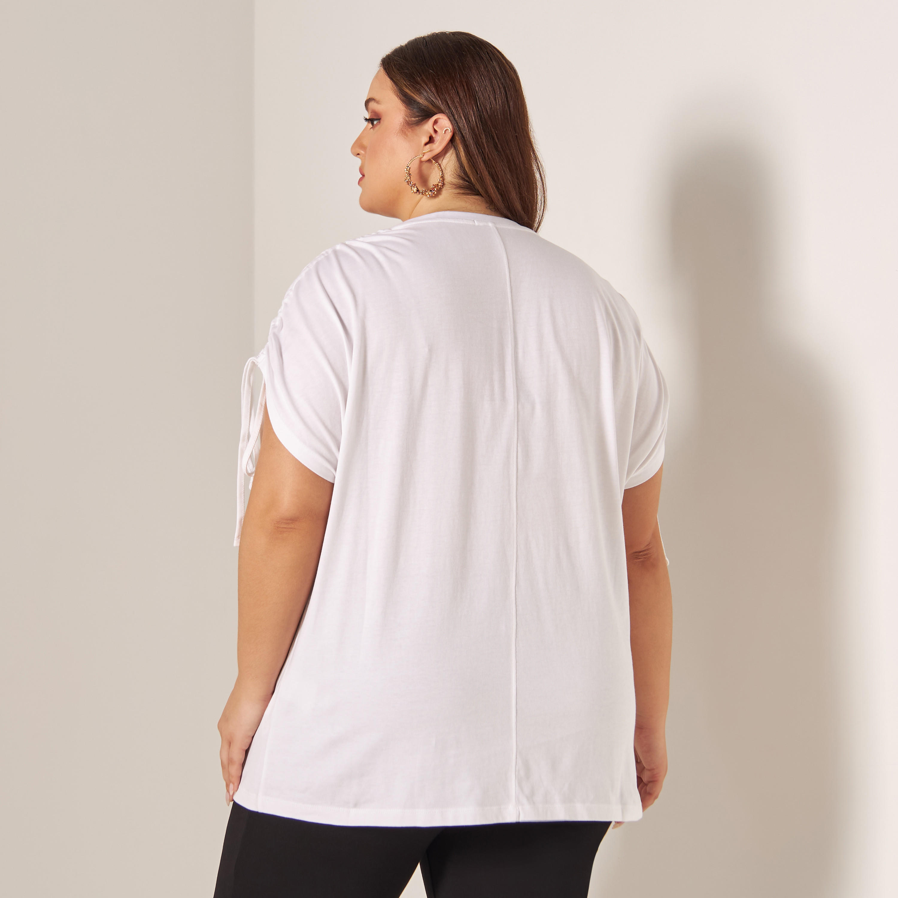 بلوزة مقاس كبير مطرزة بياقة ضيّقة ورباط -women-clothing-tshirts-image-7