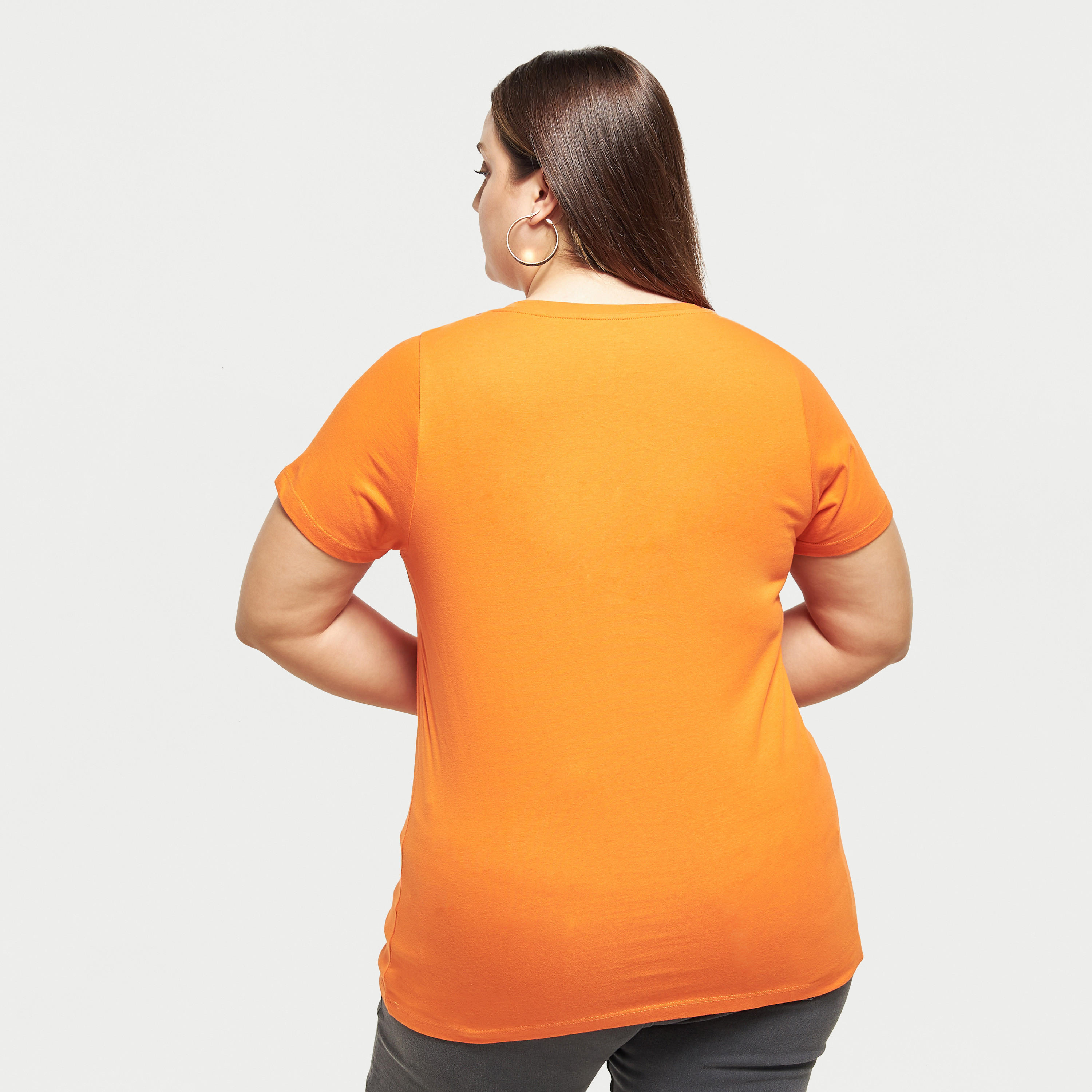 تيشيرت مقاس كبير بياقة مستديرة وأكمام قصيرة وطبعات-women-clothing-tshirts-image-3