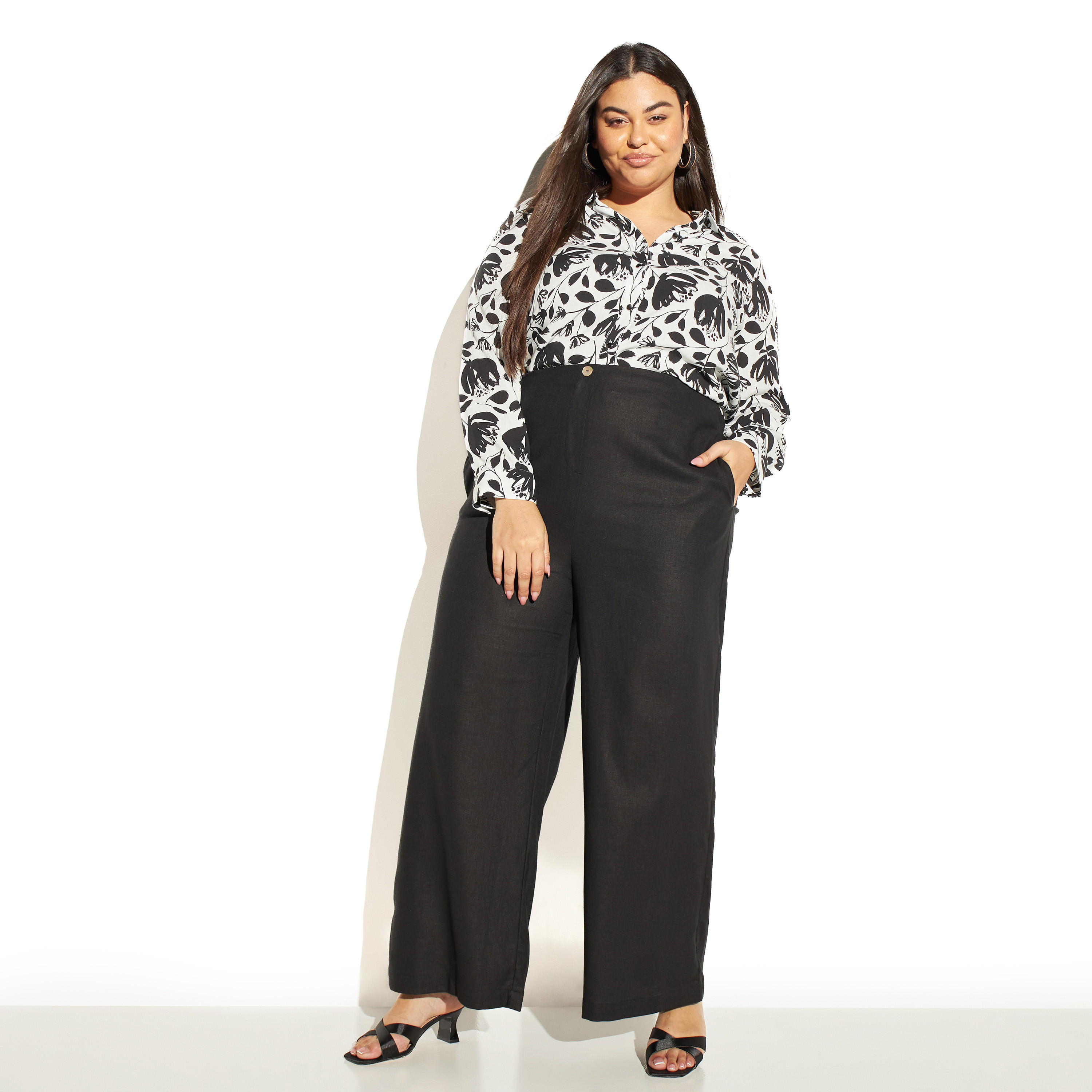 قميص مقاس كبير بأكمام طويلة وطبعات زهرية-women-clothing-shirtsandblouses-blouses-image-2