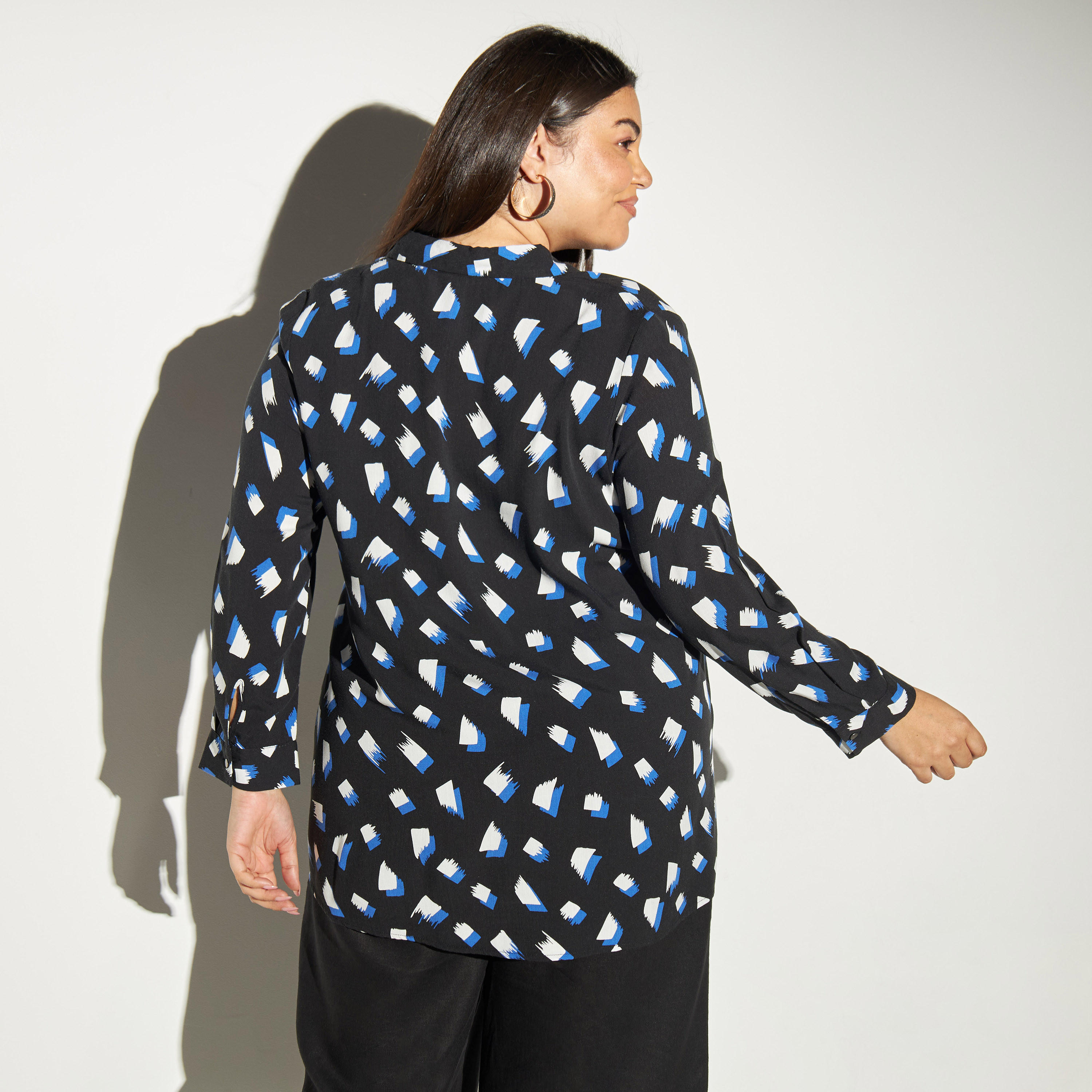 قميص مقاس كبير بأكمام طويلة وطبعات-women-clothing-shirtsandblouses-blouses-image-3