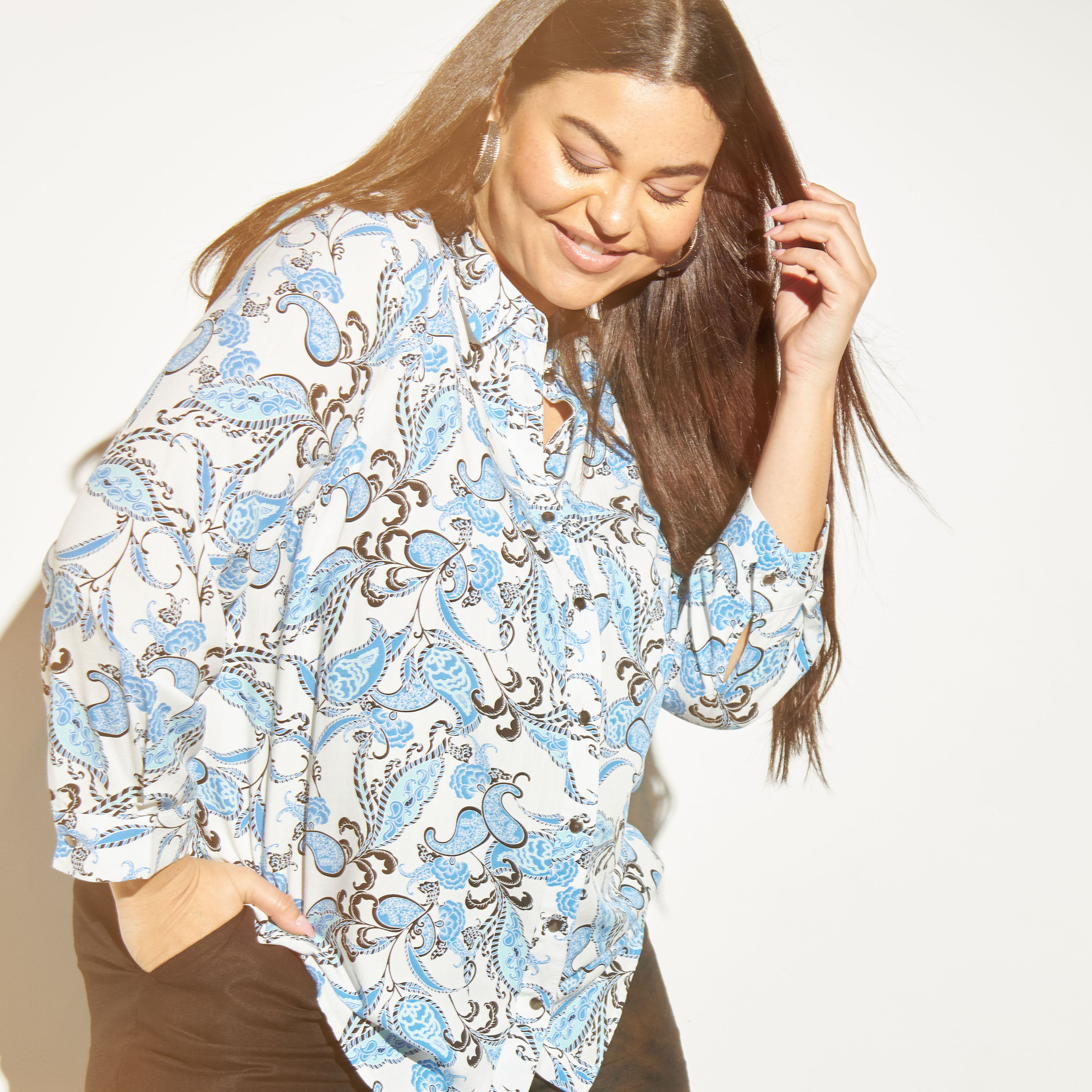 قميص مقاس كبير بأكمام طويلة وطبعات-women-clothing-shirtsandblouses-blouses-image-4
