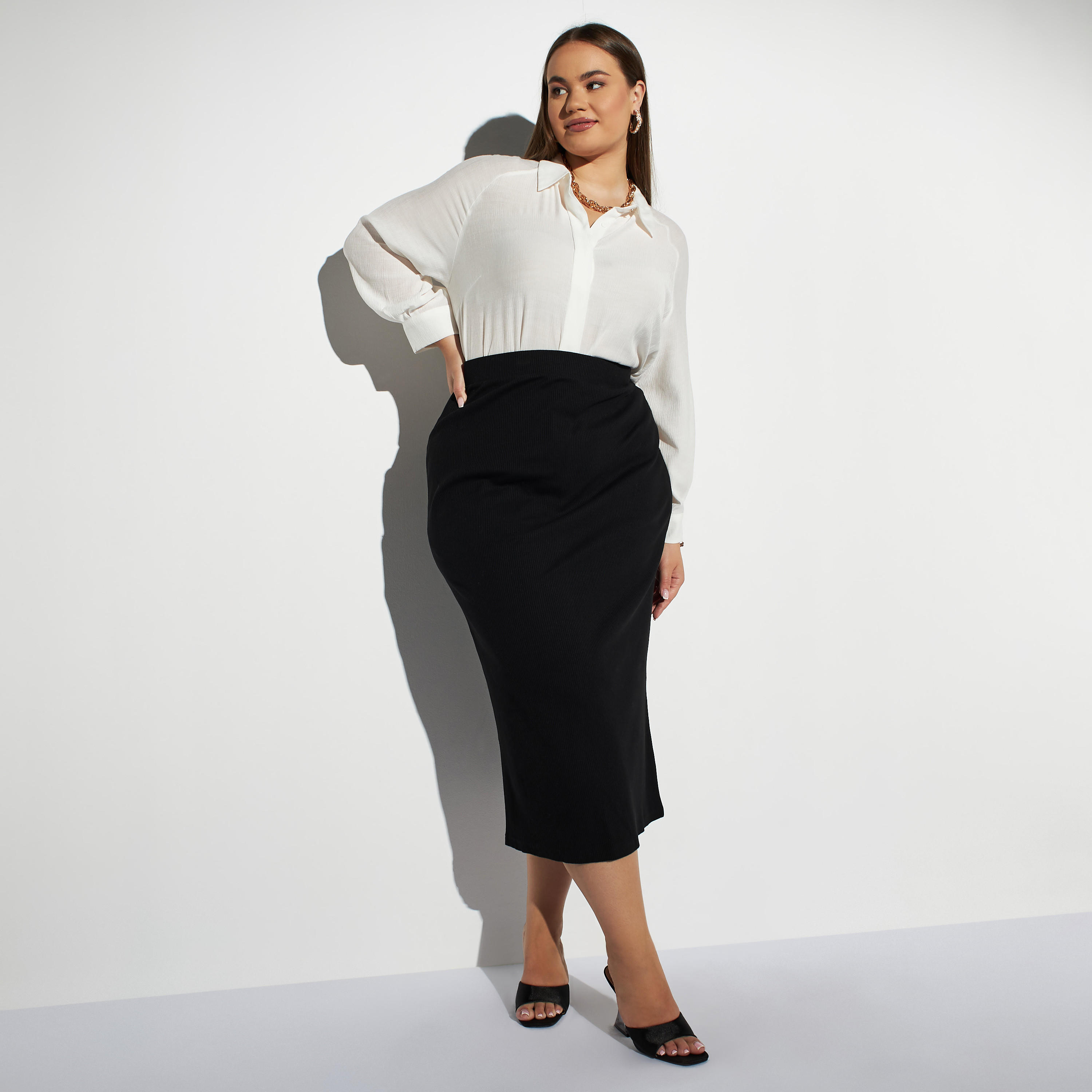 Plus Size Ribbed Midi Skirt with Elasticated Waistband-women-clothing-bottoms-skirts-image-2