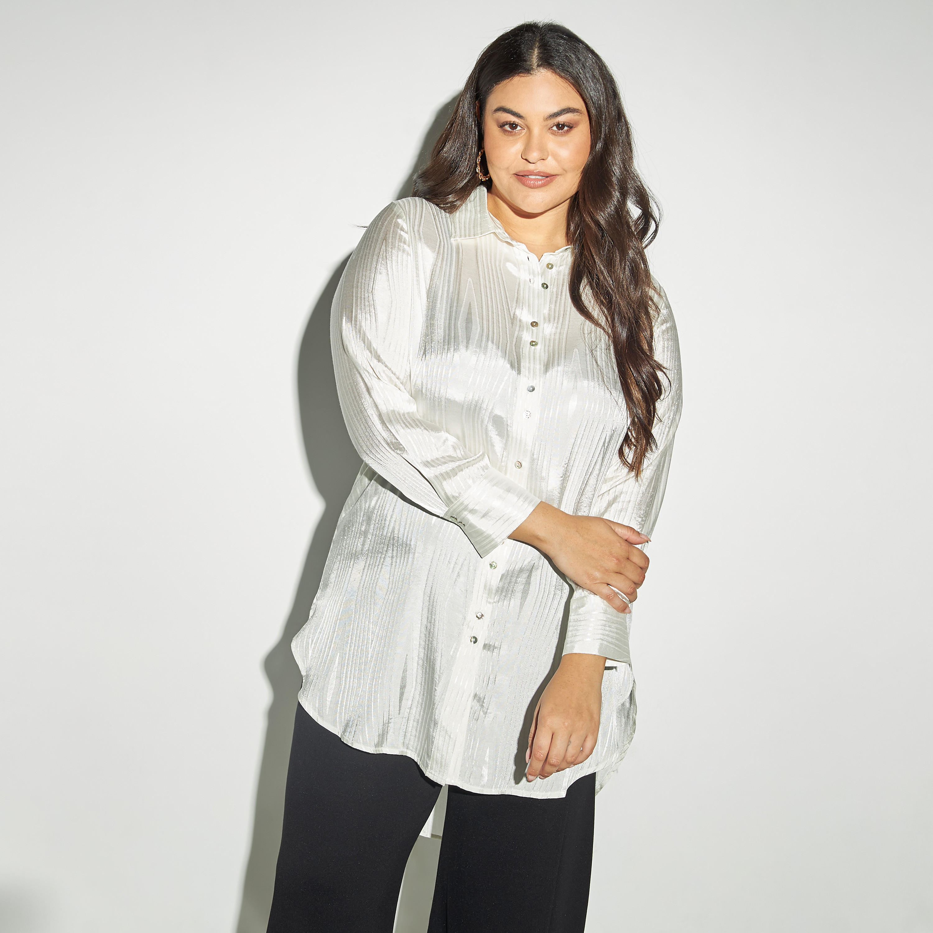 قميص بأكمام طويلة بارز الملمس-women-clothing-shirtsandblouses-blouses-image-1