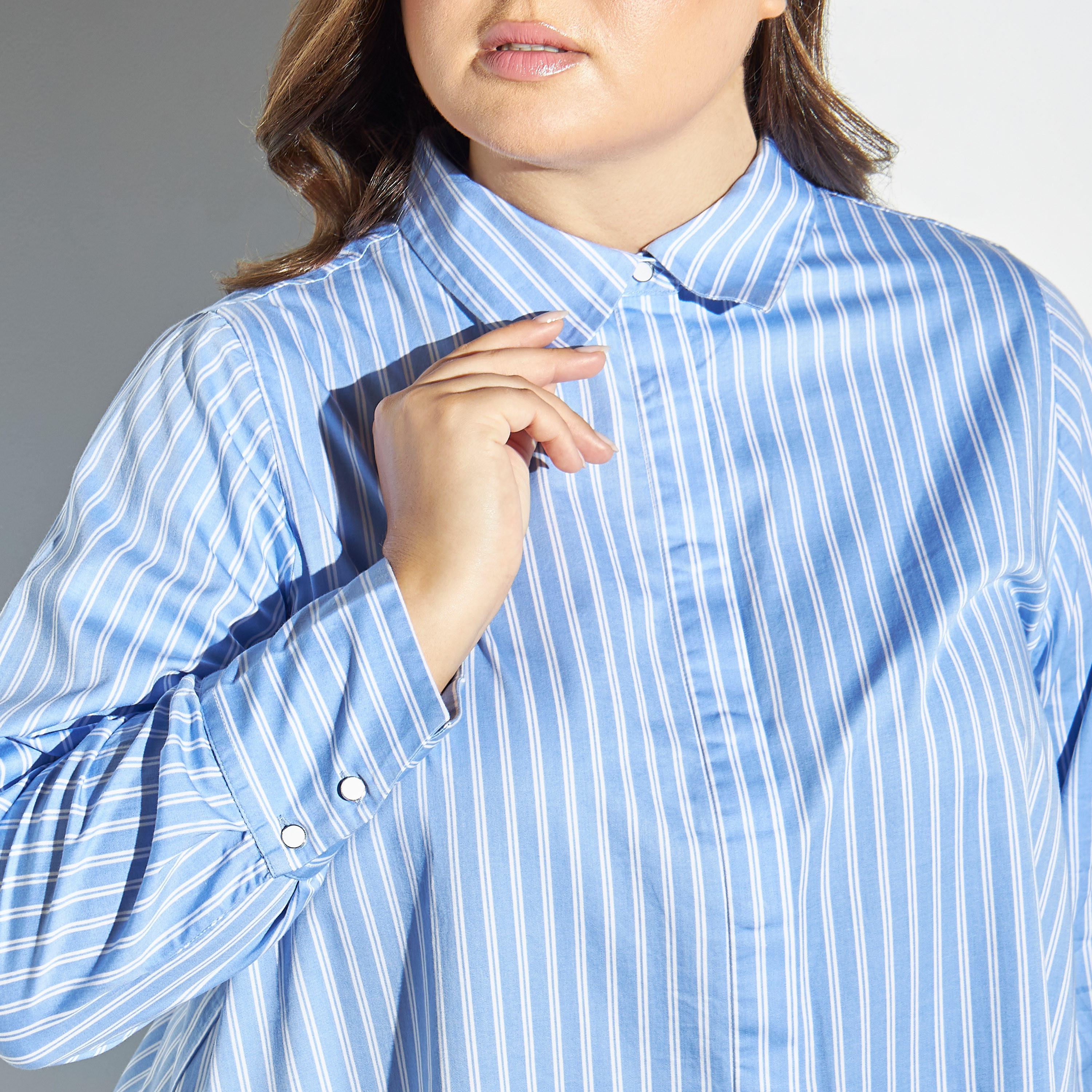 قميص مقلّم مقاس كبير بأكمام طويلة-women-clothing-shirtsandblouses-blouses-image-4
