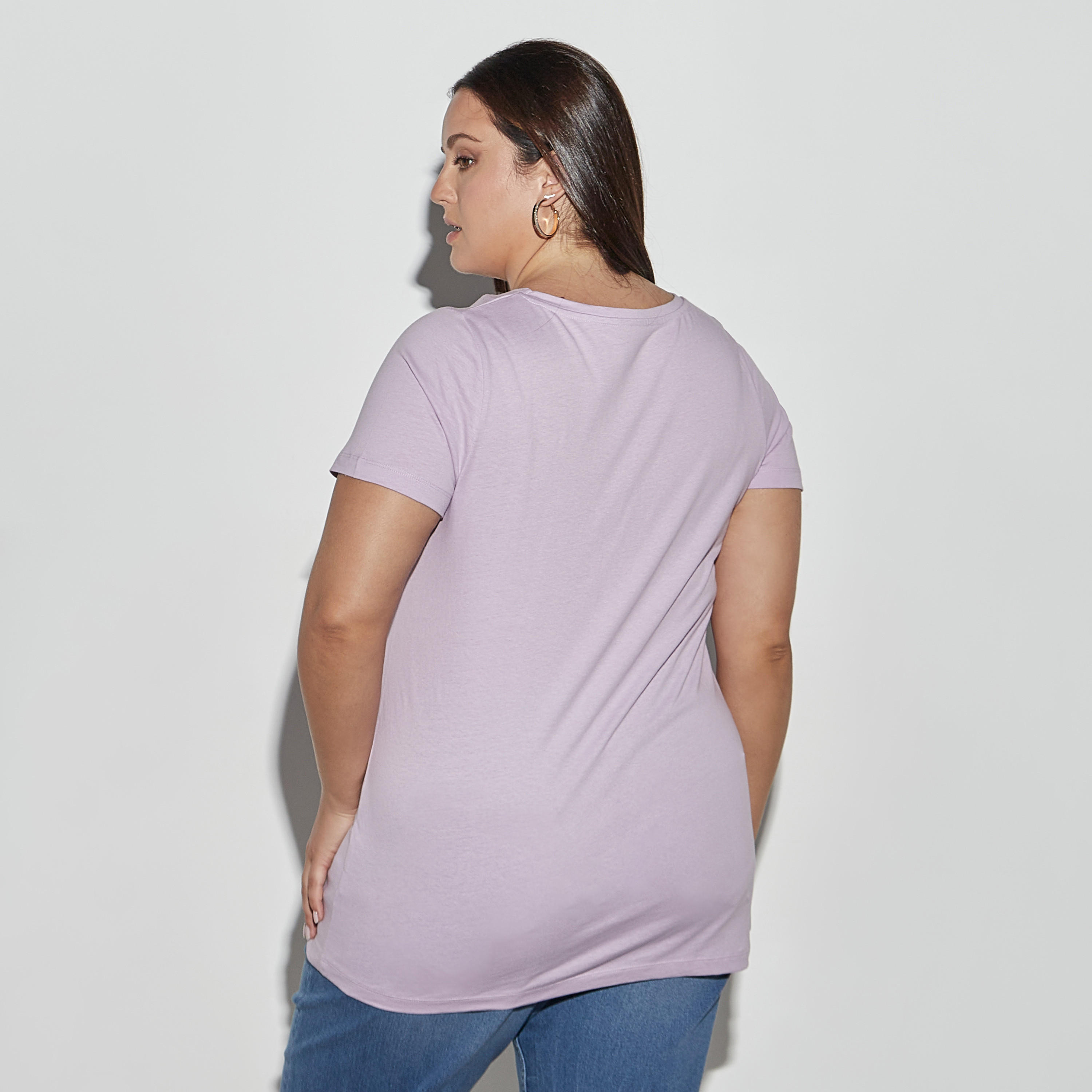 تيشيرت مقاس واسع بأكمام قصيرة وياقة مستديرة وطبعات-women-clothing-tshirts-image-3