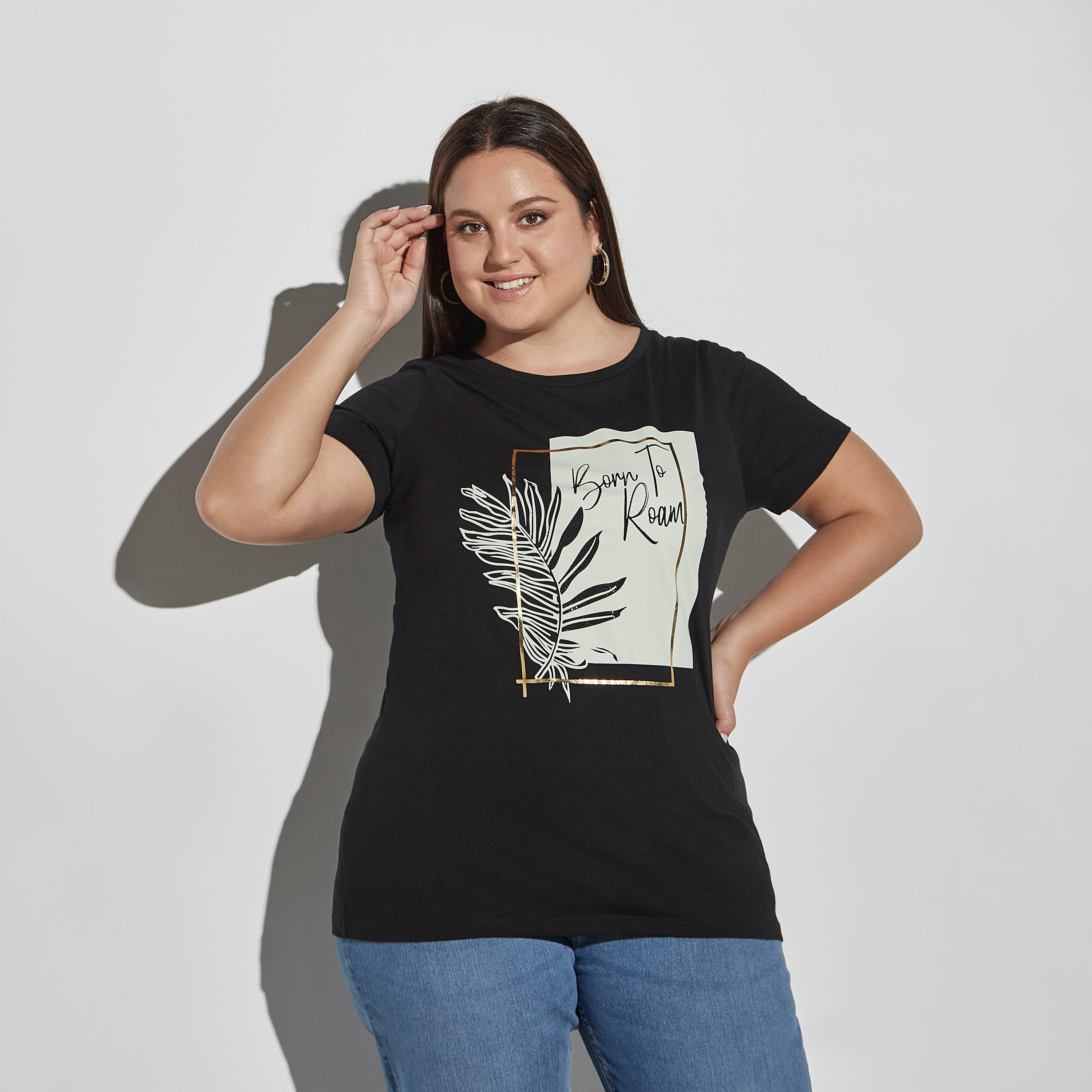 تيشيرت مقاس كبير بأكمام قصيرة وياقة مستديرة وطبعات-women-clothing-tshirts-image-1