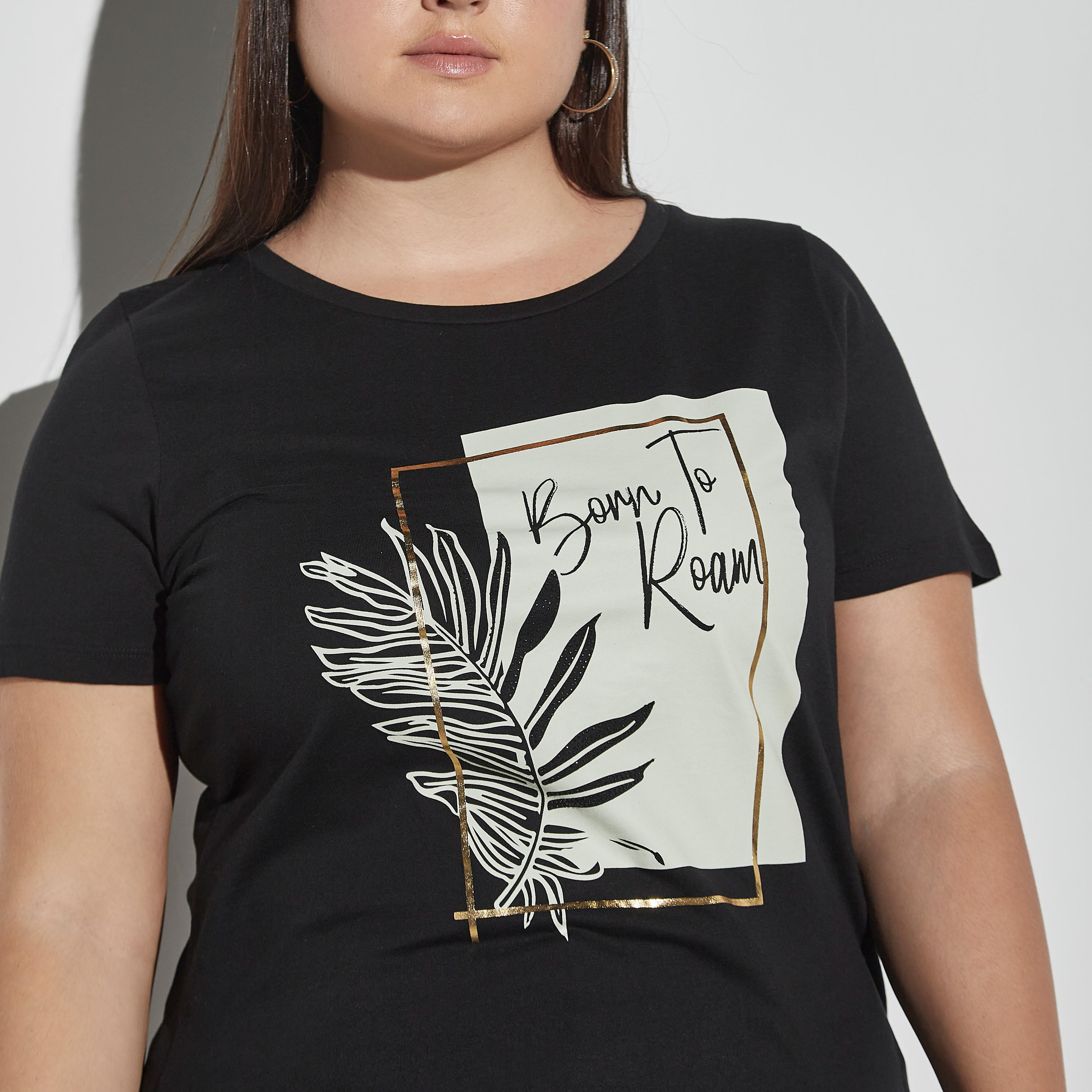 تيشيرت مقاس كبير بأكمام قصيرة وياقة مستديرة وطبعات-women-clothing-tshirts-image-4