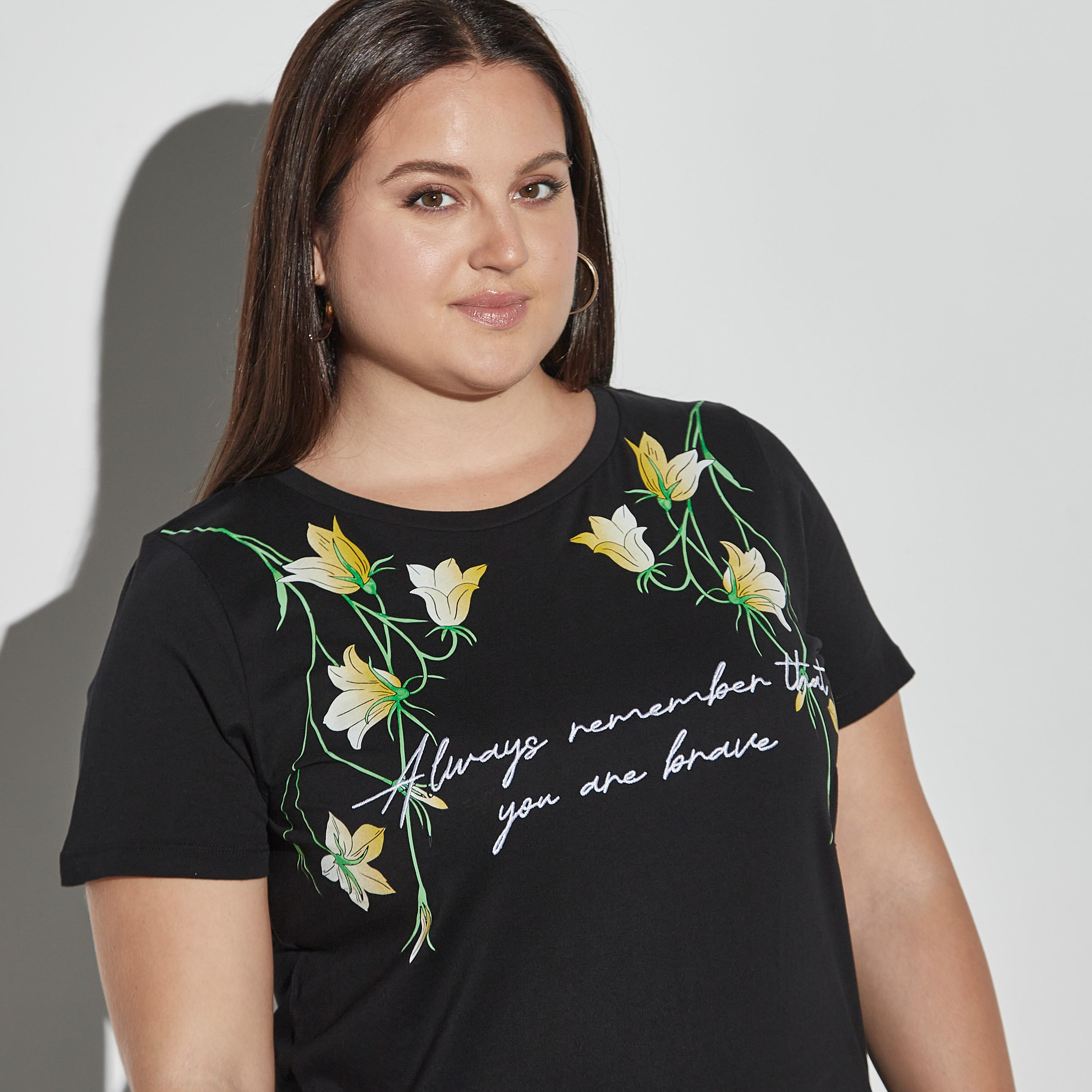 تيشيرت مقاس واسع بأكمام قصيرة وياقة مستديرة وطبعات-women-clothing-tshirts-image-4