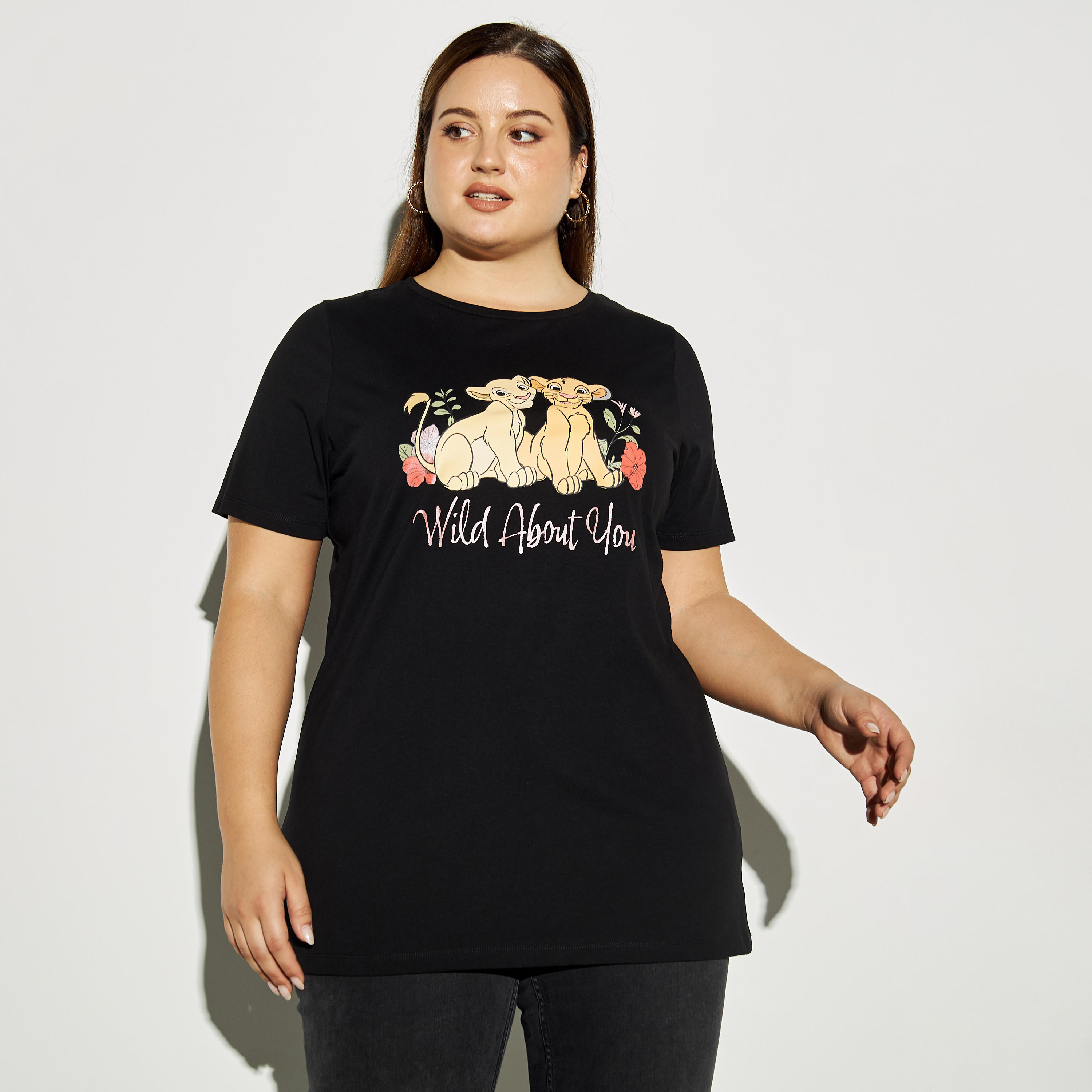 Plus Size Simba Print Round Neck T-shirt-women-clothing-tshirts-image-1