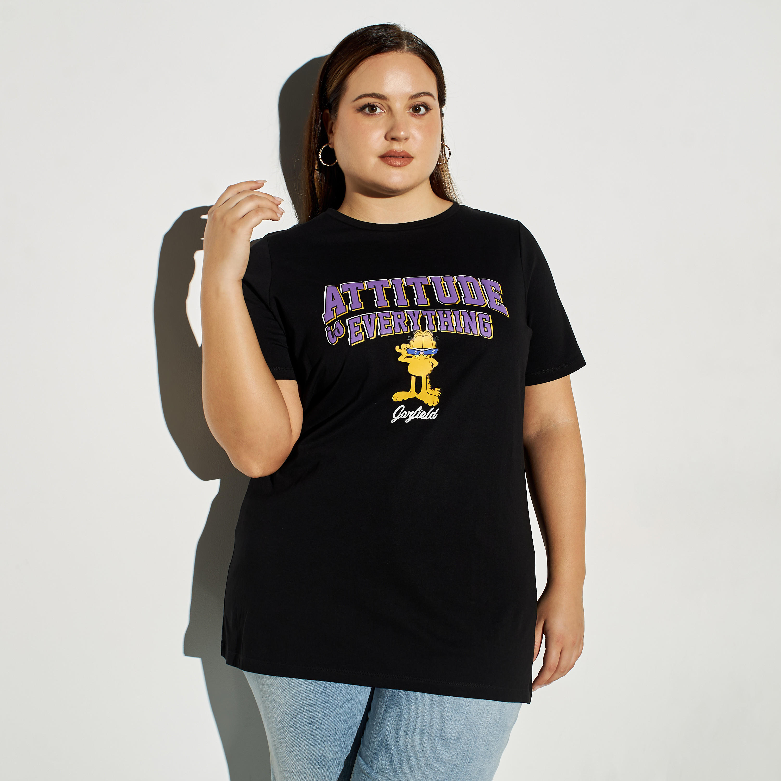 Plus Size Garfield Graphic Print T-shirt with Short Sleeves-women-clothing-tshirts-image-1