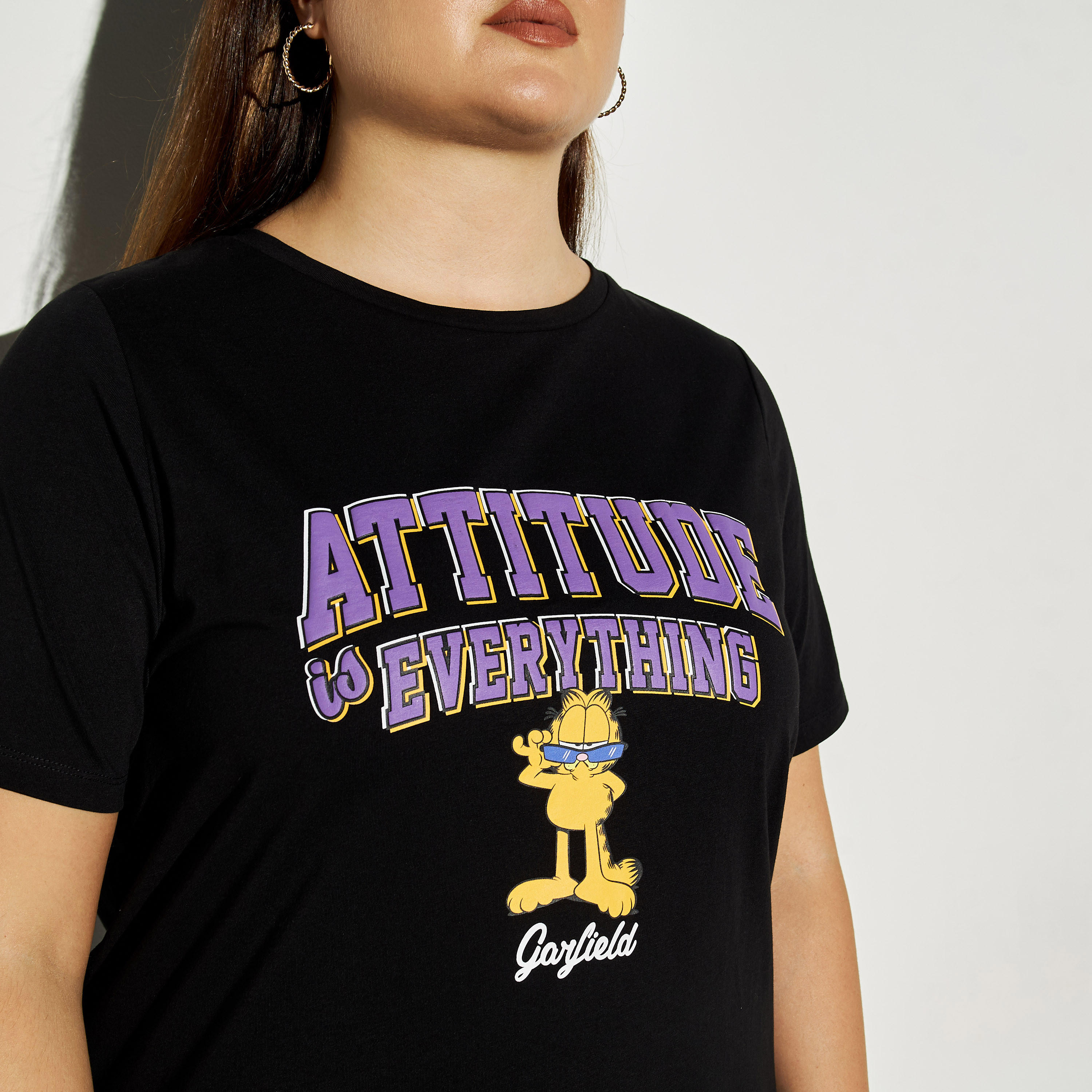 Plus Size Garfield Graphic Print T-shirt with Short Sleeves-women-clothing-tshirts-image-4