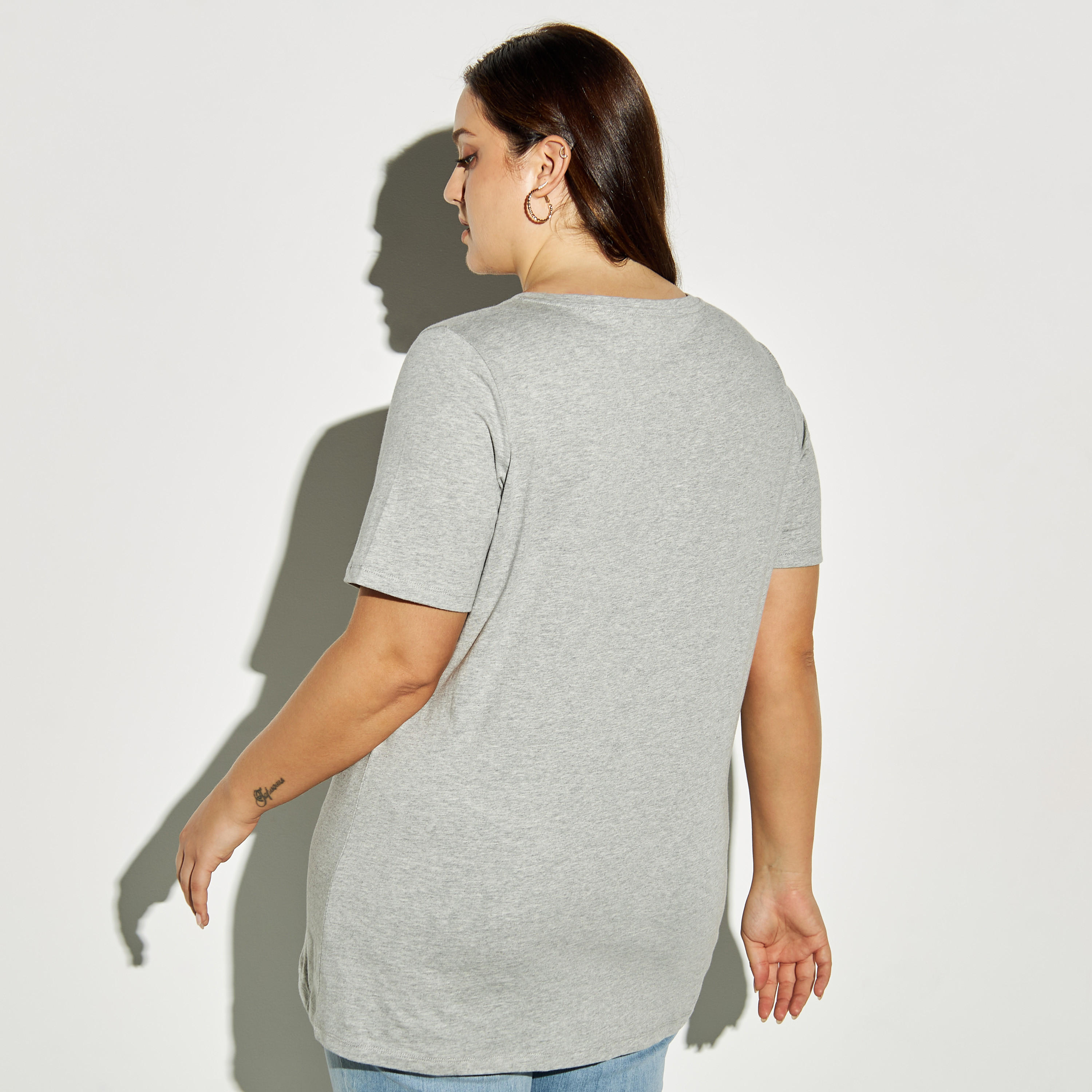 Plus Size Peanuts Print Round Neck T-shirt-women-clothing-tshirts-image-4