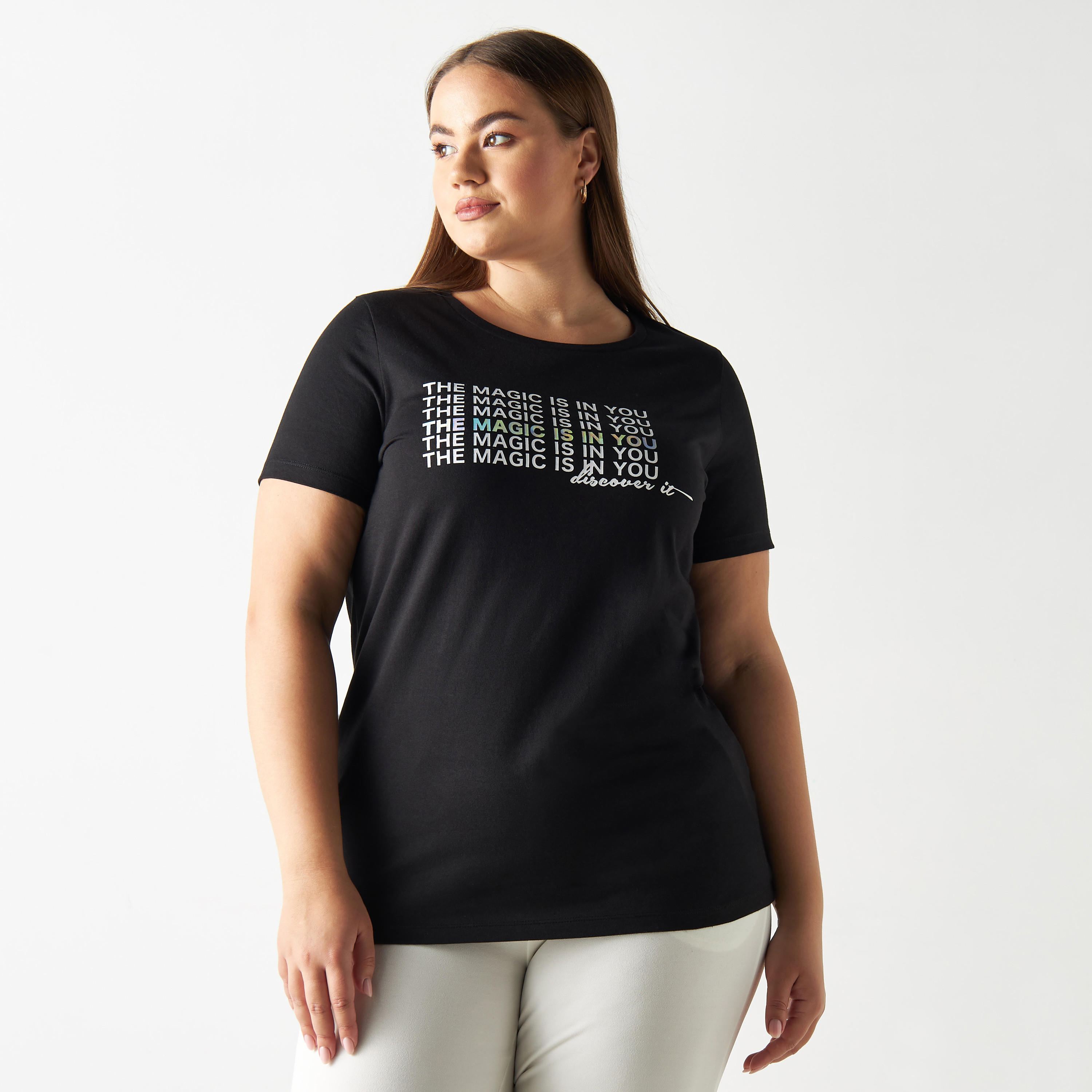 تيشيرت مقاس كبير بأكمام قصيرة وياقة ضيقة وطبعات-women-clothing-tshirts-image-1
