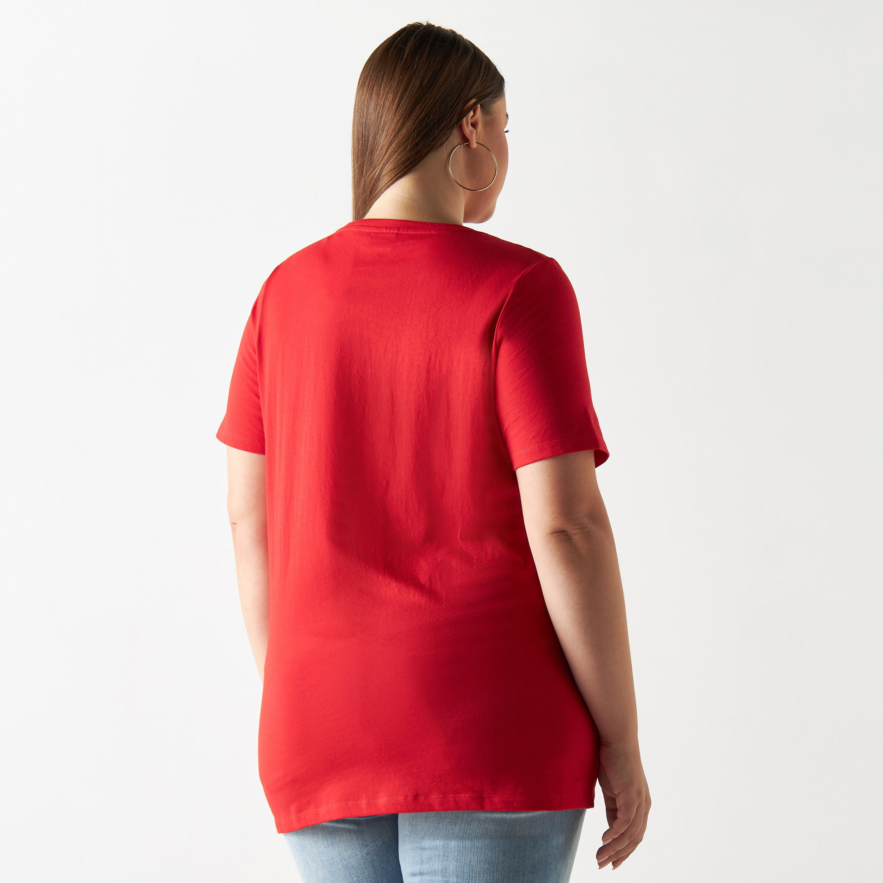 تيشيرت مقاس كبير بأكمام قصيرة وياقة ضيقة وطبعات ميكي ماوس-women-clothing-tshirts-image-3