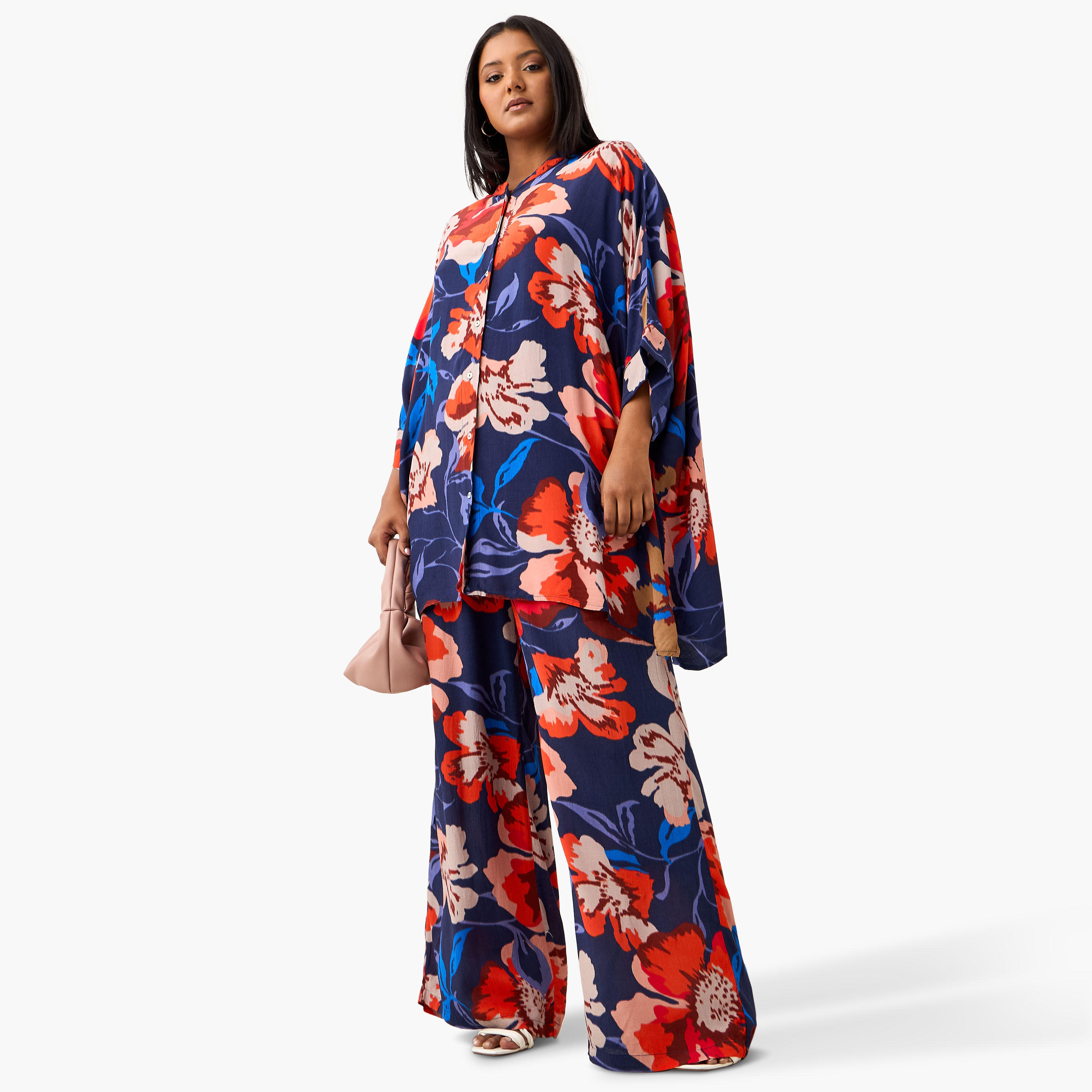 بنطلون مقاس كبير واسع الساقين بطبعات زهرية من أولا بوبكين-women-clothing-coordsets-image-4
