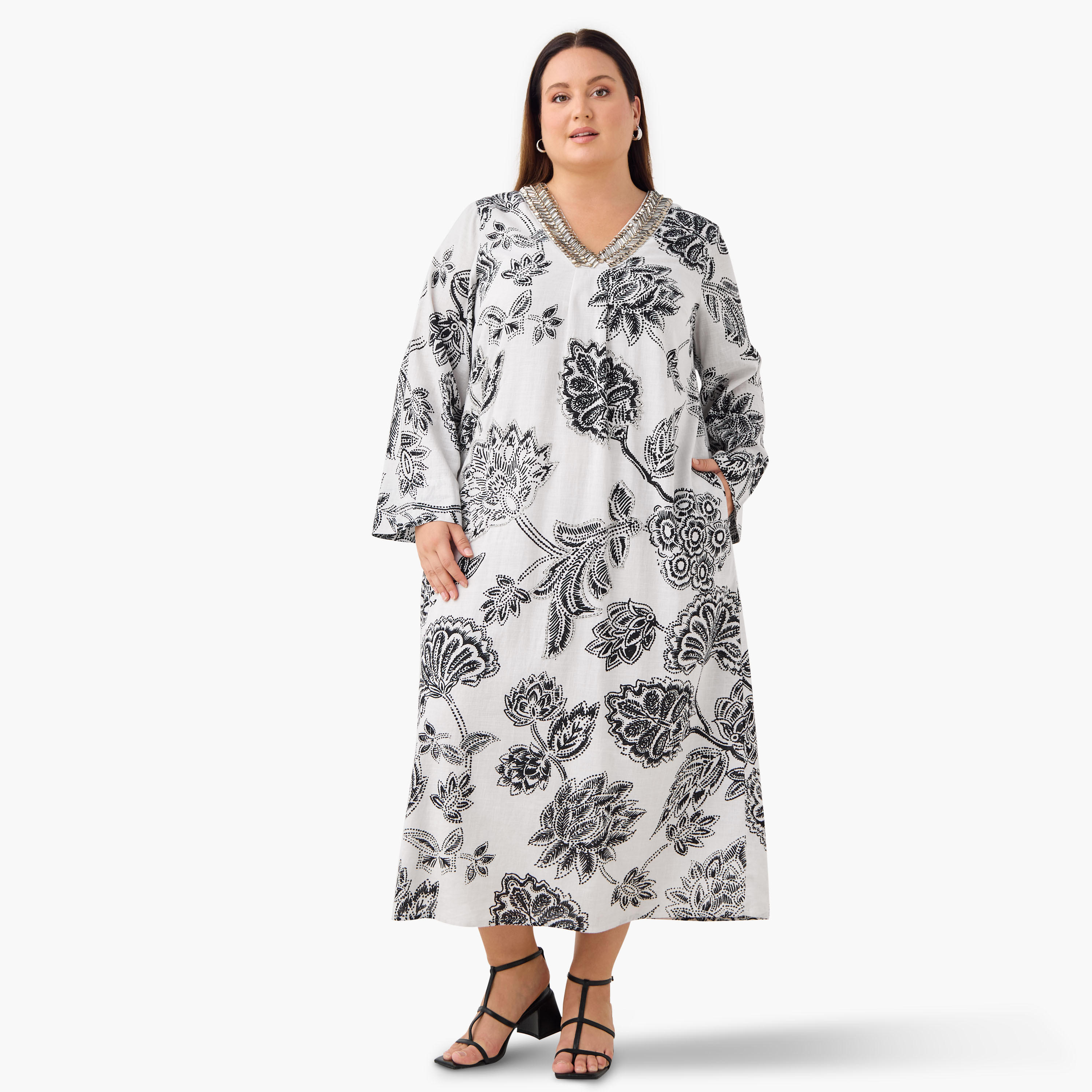 فستان قفطان قطن ماكسي مقاس كبير مزين بياقة V من أولا بوبكن-women-clothing-dresses-image-2