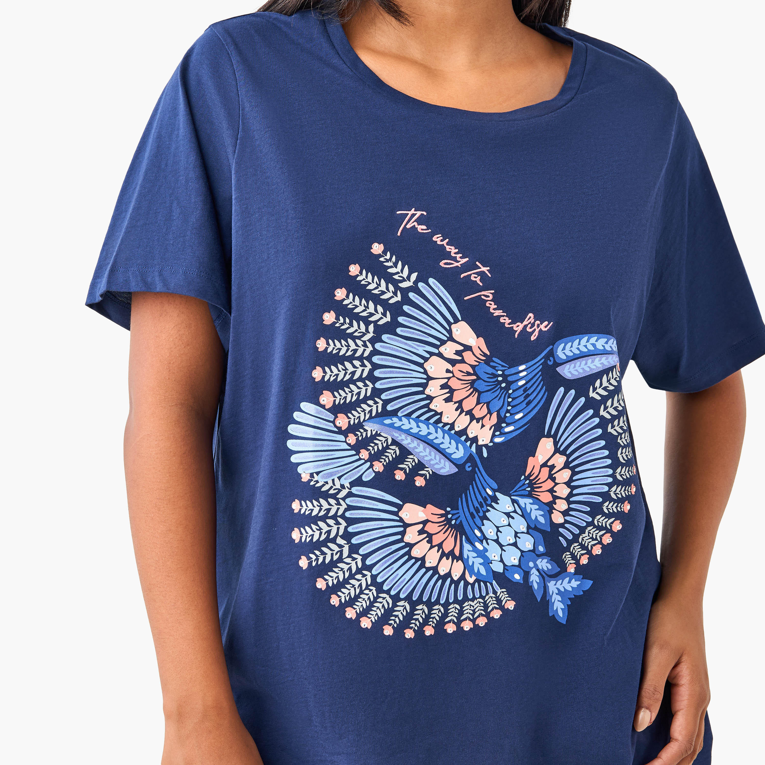 تيشيرت قطن مقاس كبير بطبعات جرافيك من أولا بوبكن-women-clothing-tshirts-image-4