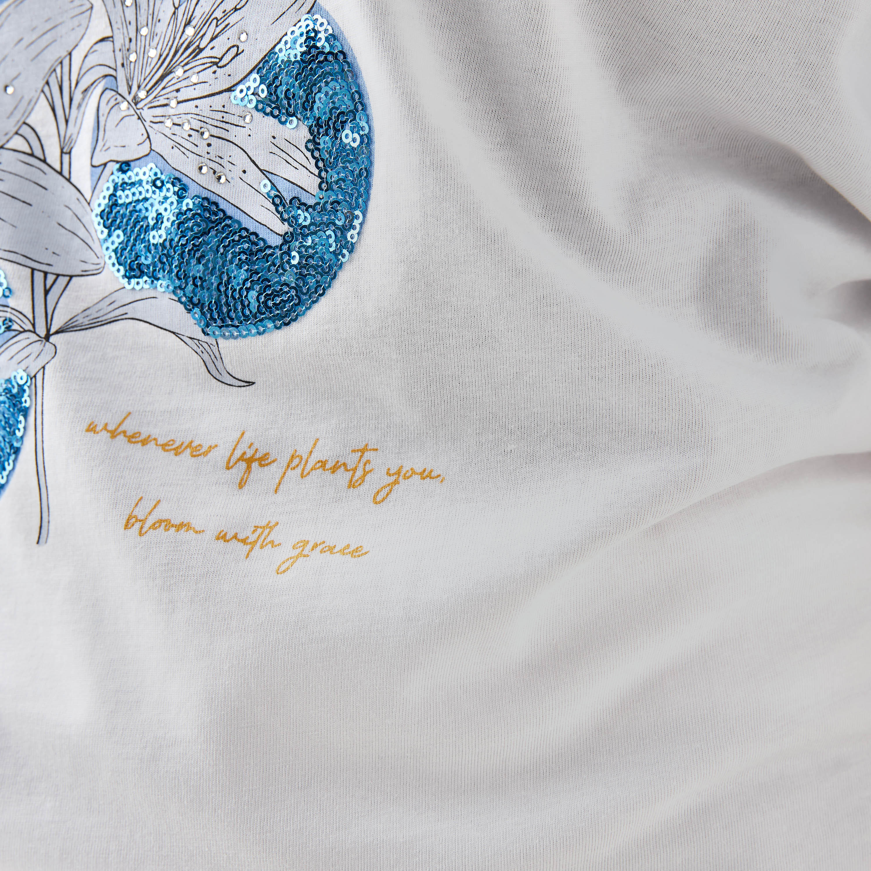 تيشيرت مقاس كبير مزين بالزهور من أولا بوبكين-women-clothing-tshirts-image-1