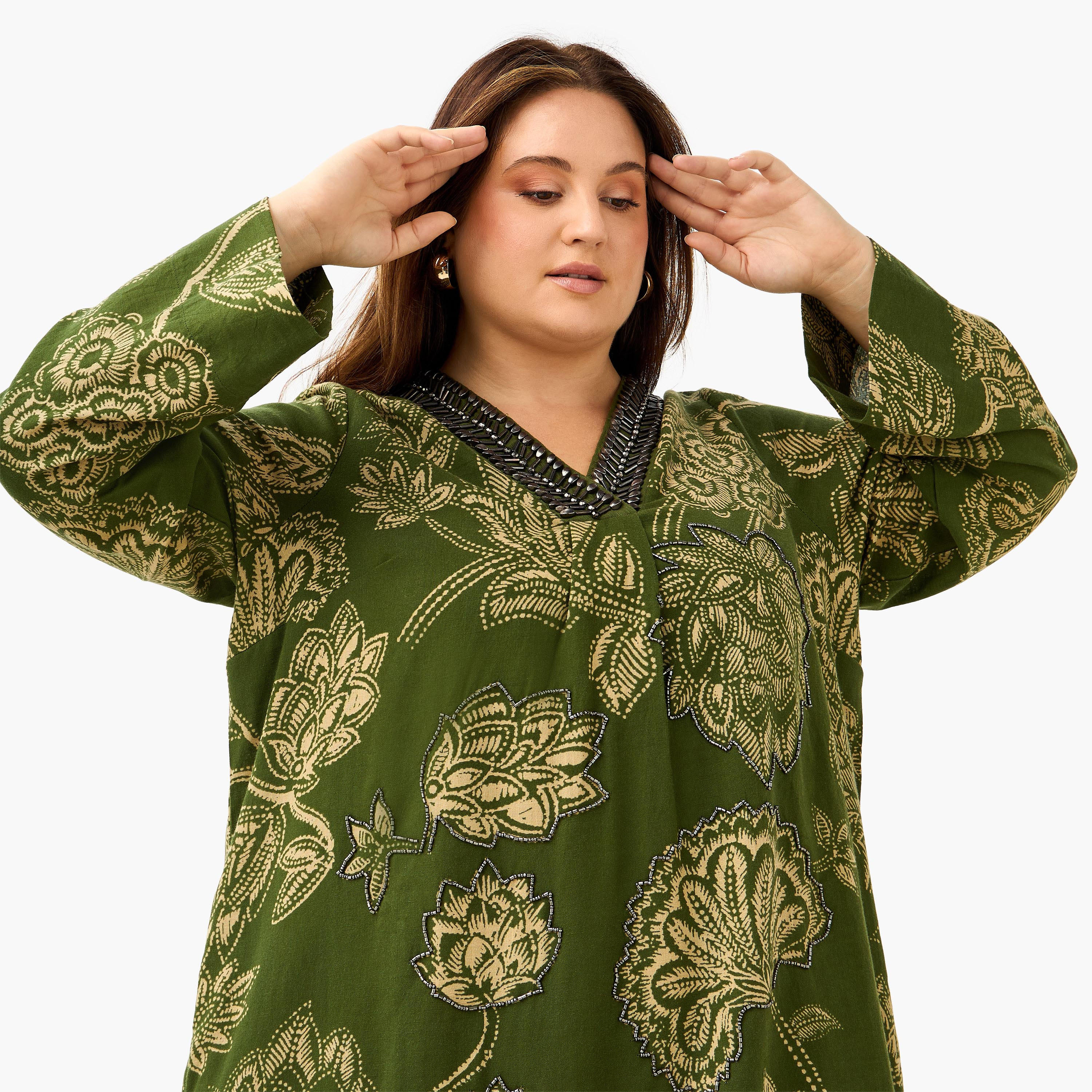 فستان قفطان قطن مقاس كبير بطبعات زهرية وياقة مزينة من أولا بوبكن-women-clothing-dresses-image-4