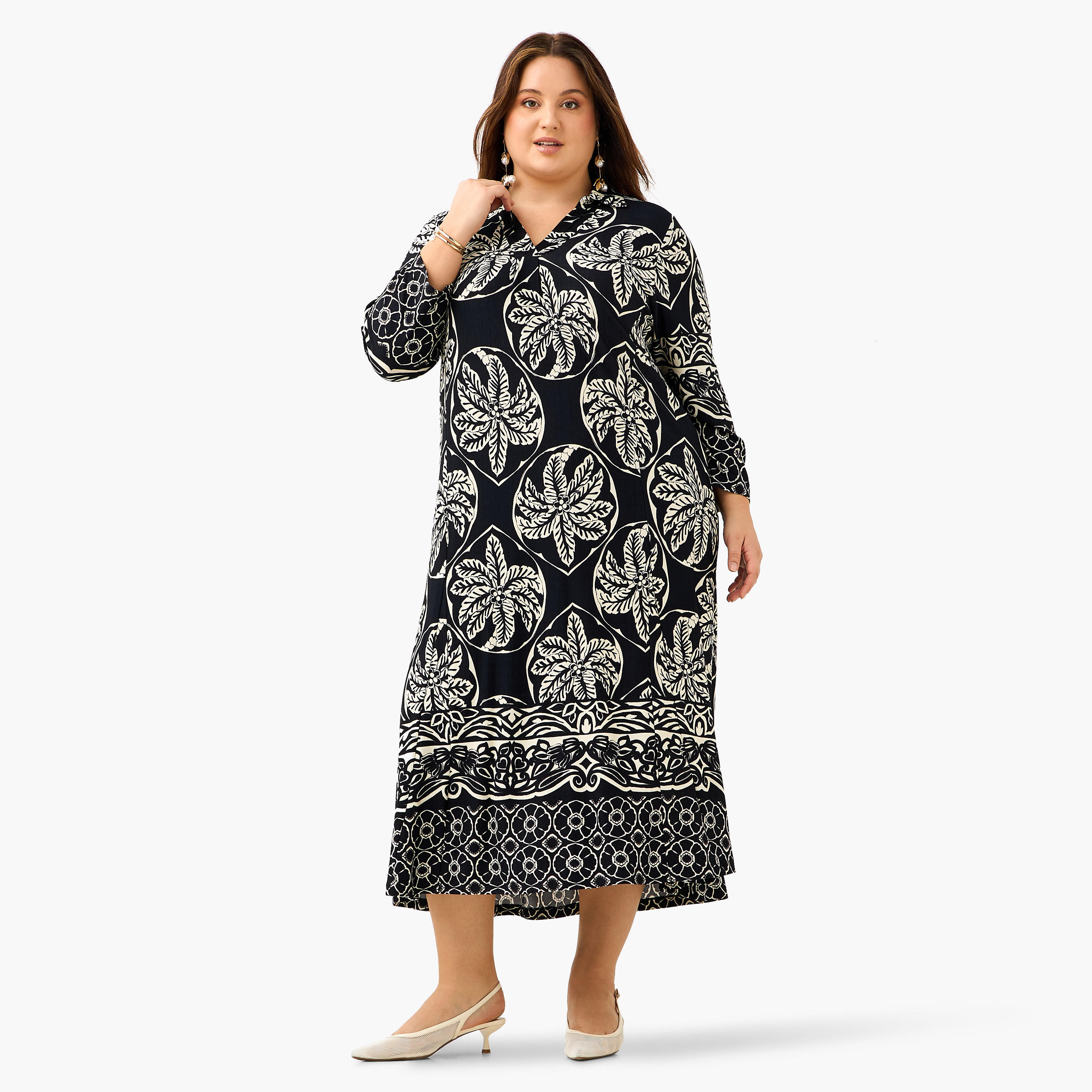 فستان بمقاس كبير وياقة وطبعات زهرية من أولا بوبكين-women-clothing-dresses-image-4