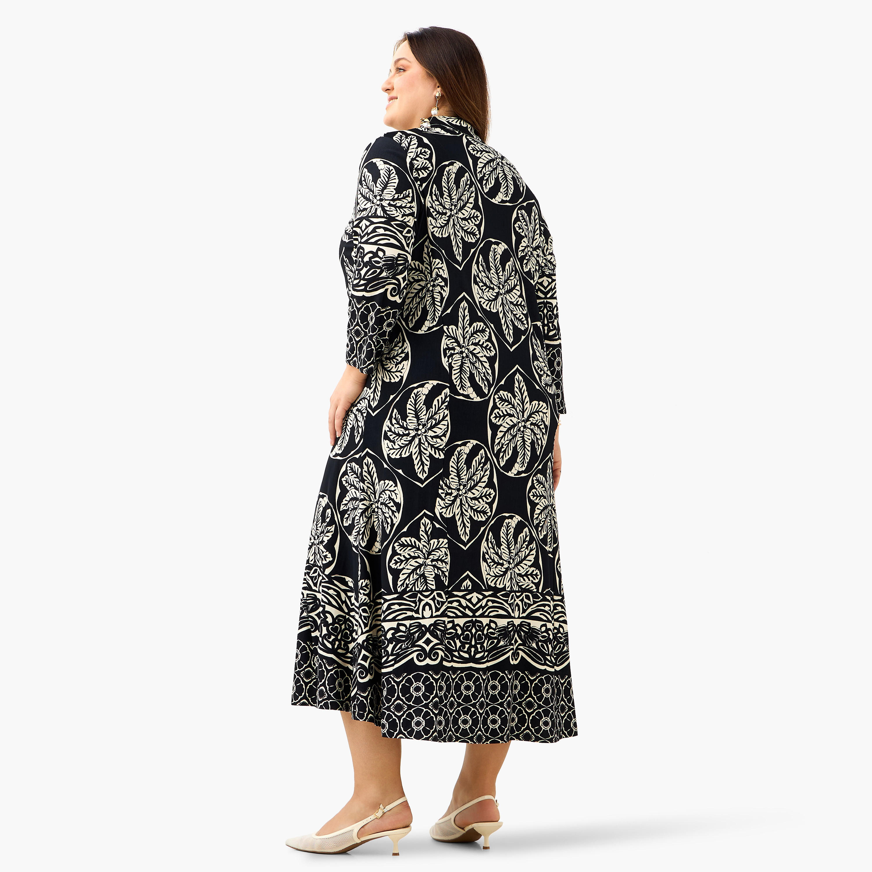 فستان بمقاس كبير وياقة وطبعات زهرية من أولا بوبكين-women-clothing-dresses-image-3