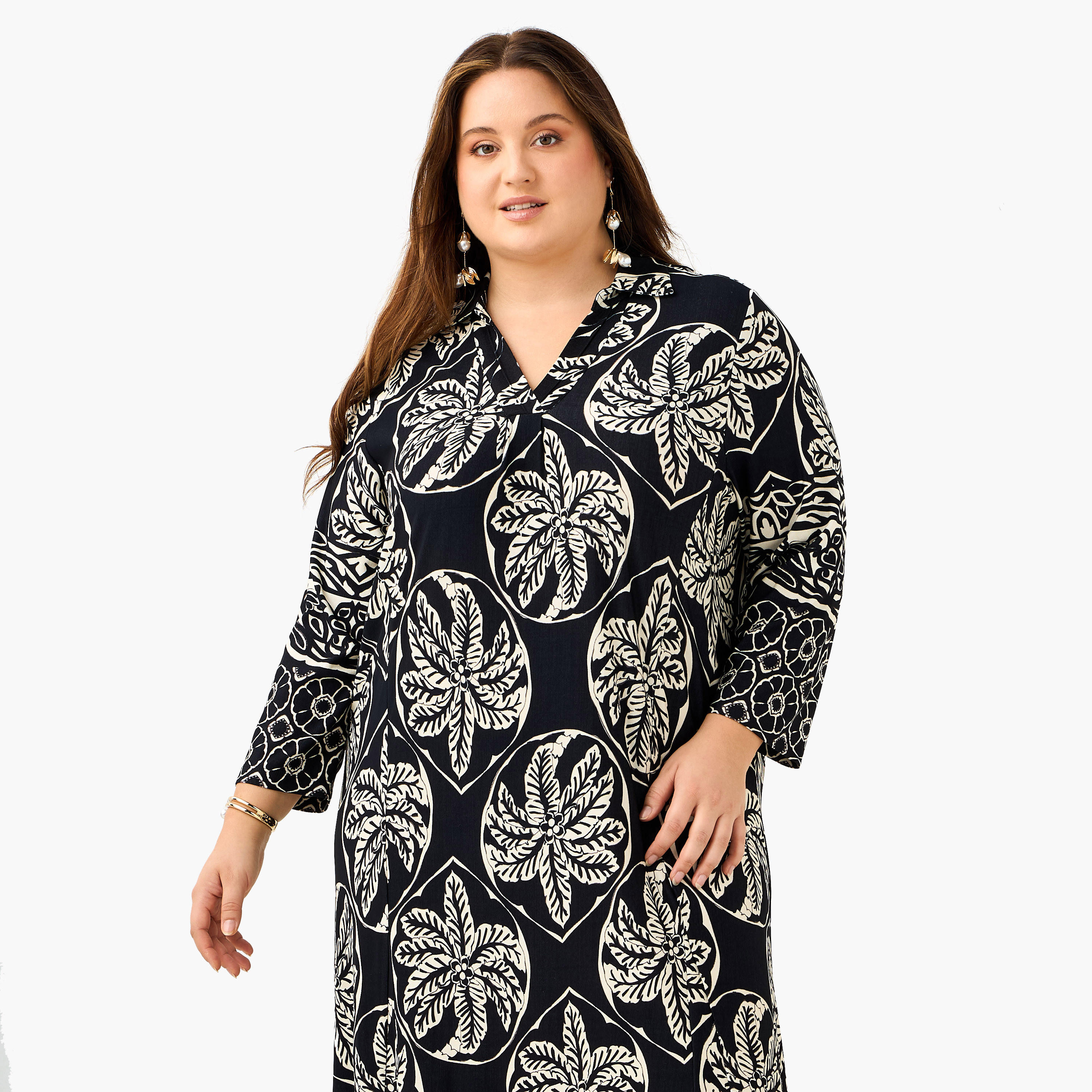 فستان بمقاس كبير وياقة وطبعات زهرية من أولا بوبكين-women-clothing-dresses-image-2