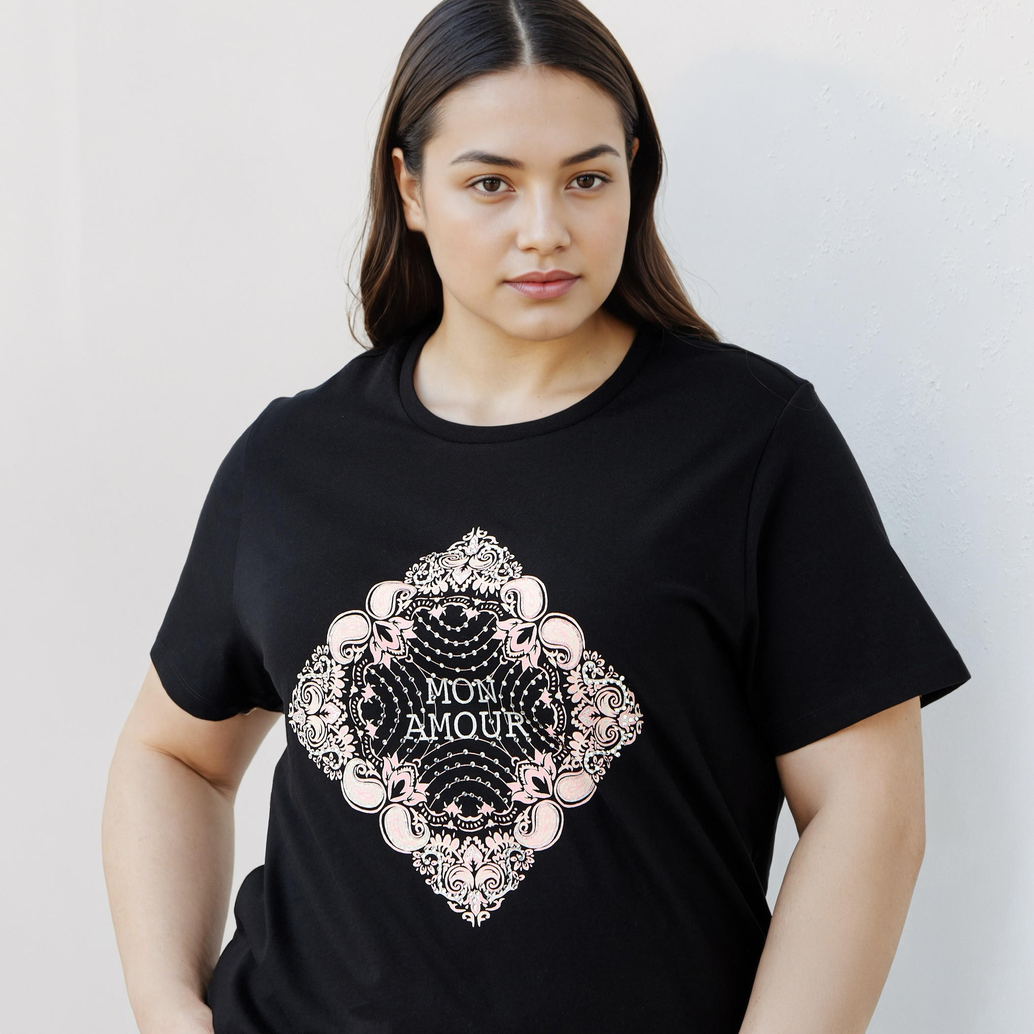 تيشيرت قطن مقاس كبير بطبعات جرافيك من أولا بوبكن-women-clothing-tshirts-image-4