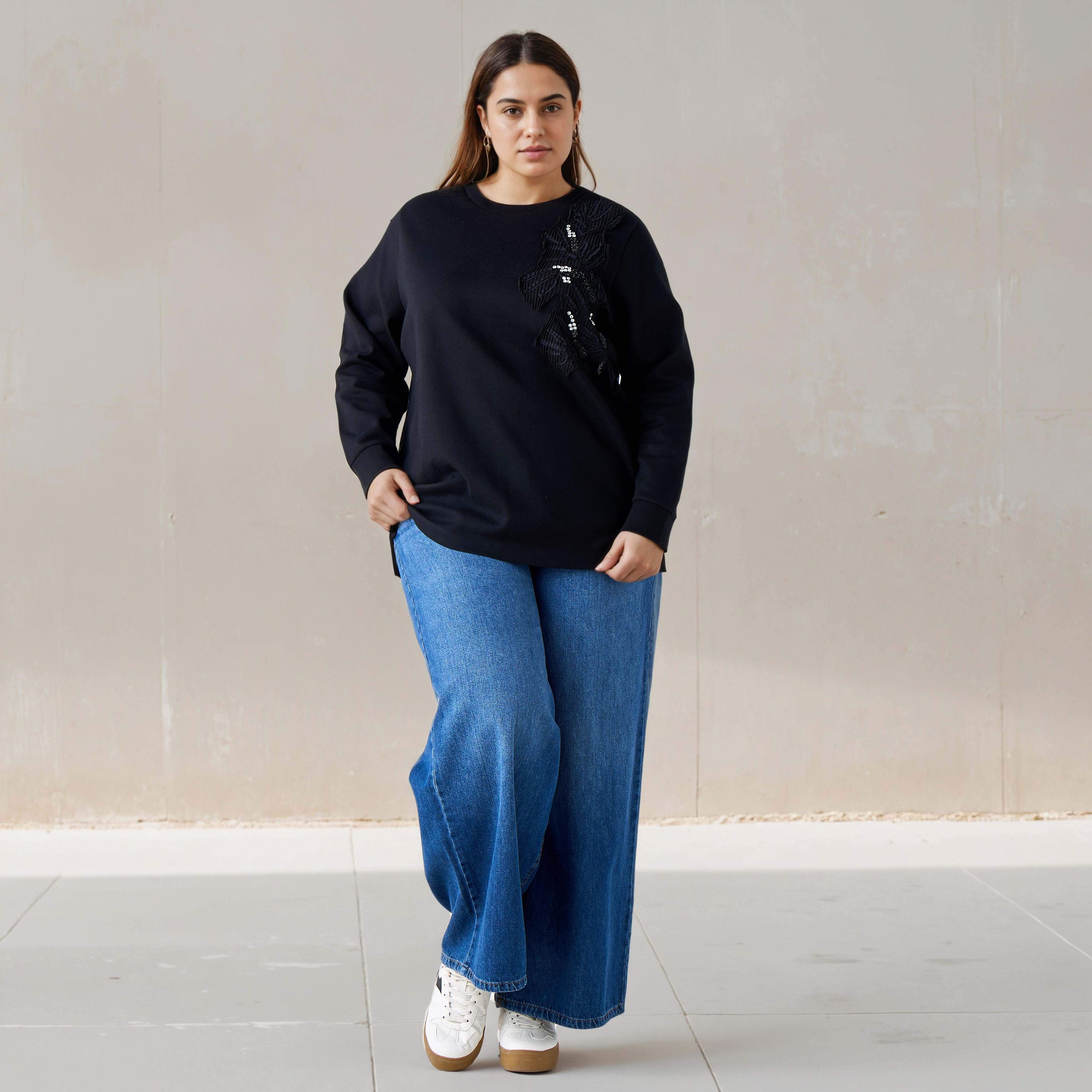 سويت شيرت بزينة من أولا بوبكن-women-winterwear-hoodiesandsweatshirts-sweatshirts-image-4