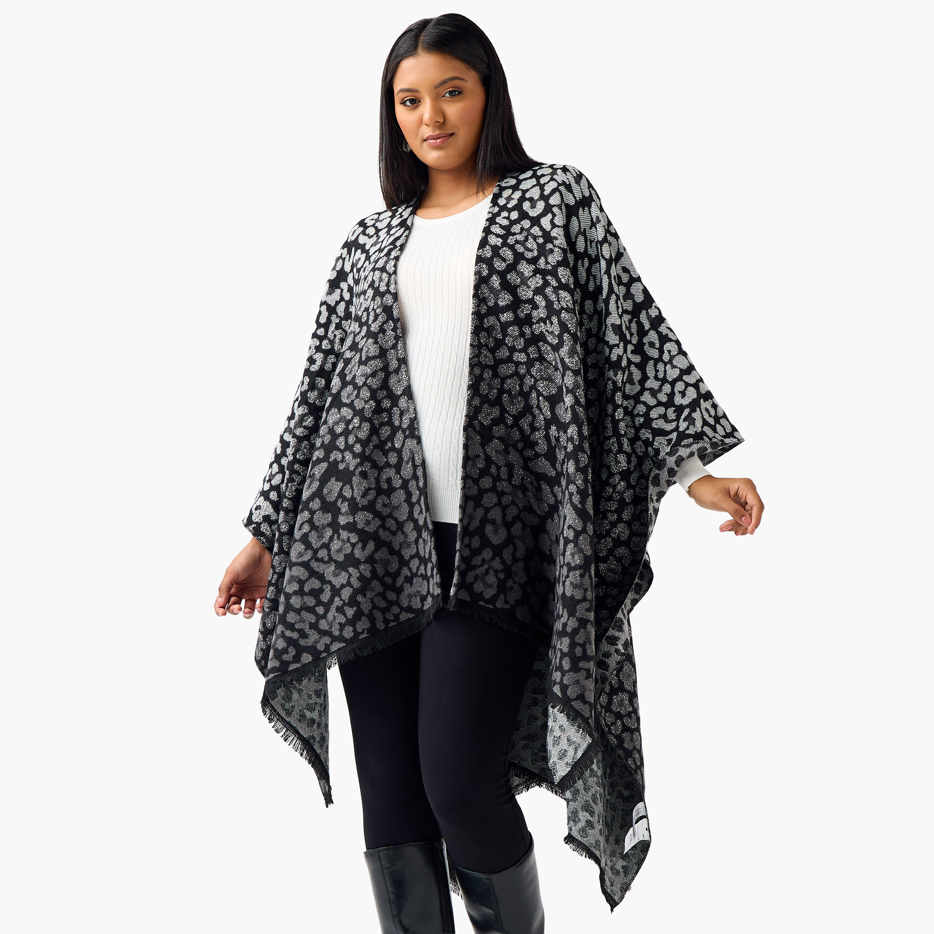 بونشو بقصّة مريحة وتفاصيل شراشيب من أولا بوبكن-women-winterwear-cardigansandjumpers-cardigans-image-5
