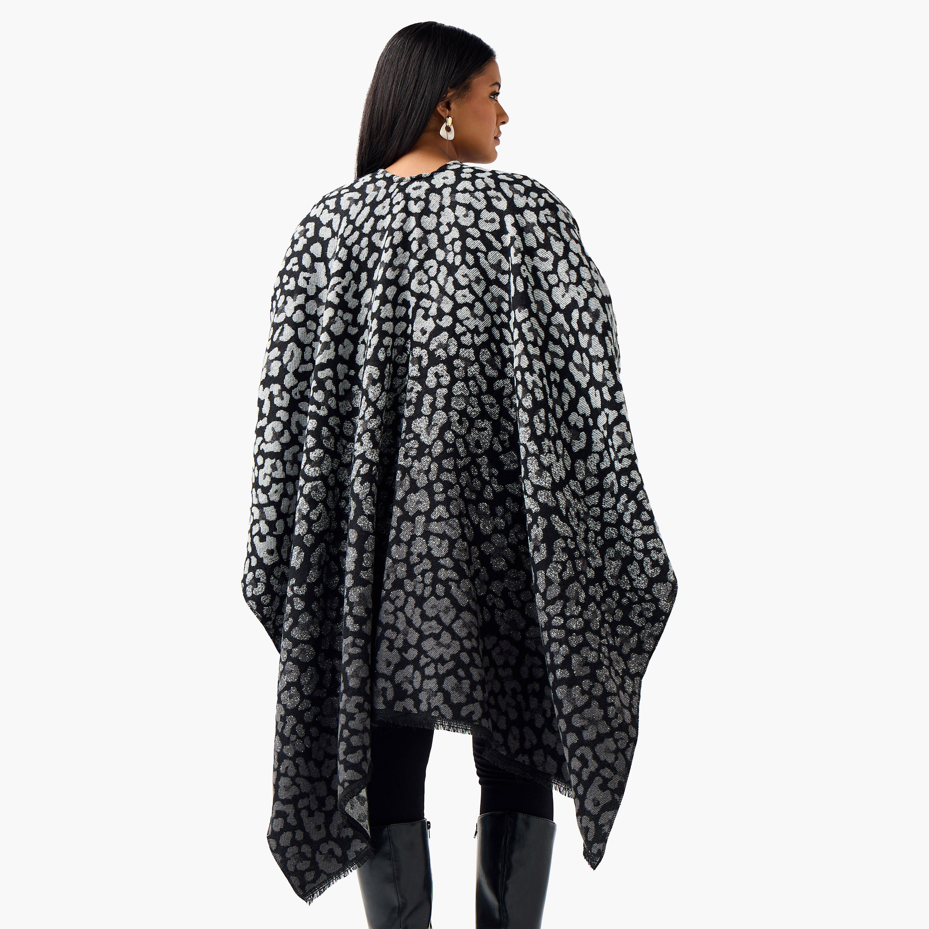 بونشو بقصّة مريحة وتفاصيل شراشيب من أولا بوبكن-women-winterwear-cardigansandjumpers-cardigans-image-2