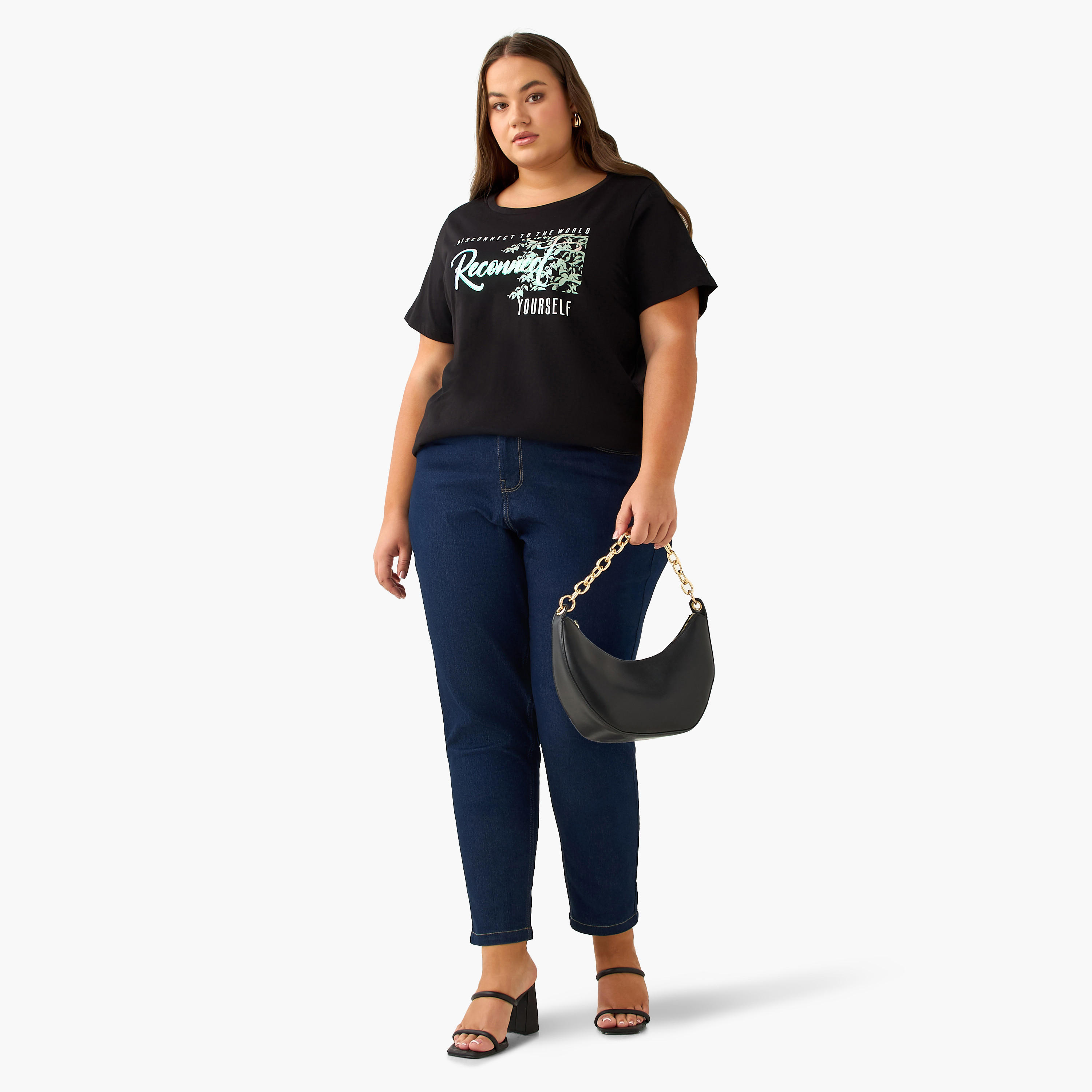 تيشيرت بقصة مريحة وطبعات جرافيك من أولا بوبكين-women-clothing-tshirts-image-4