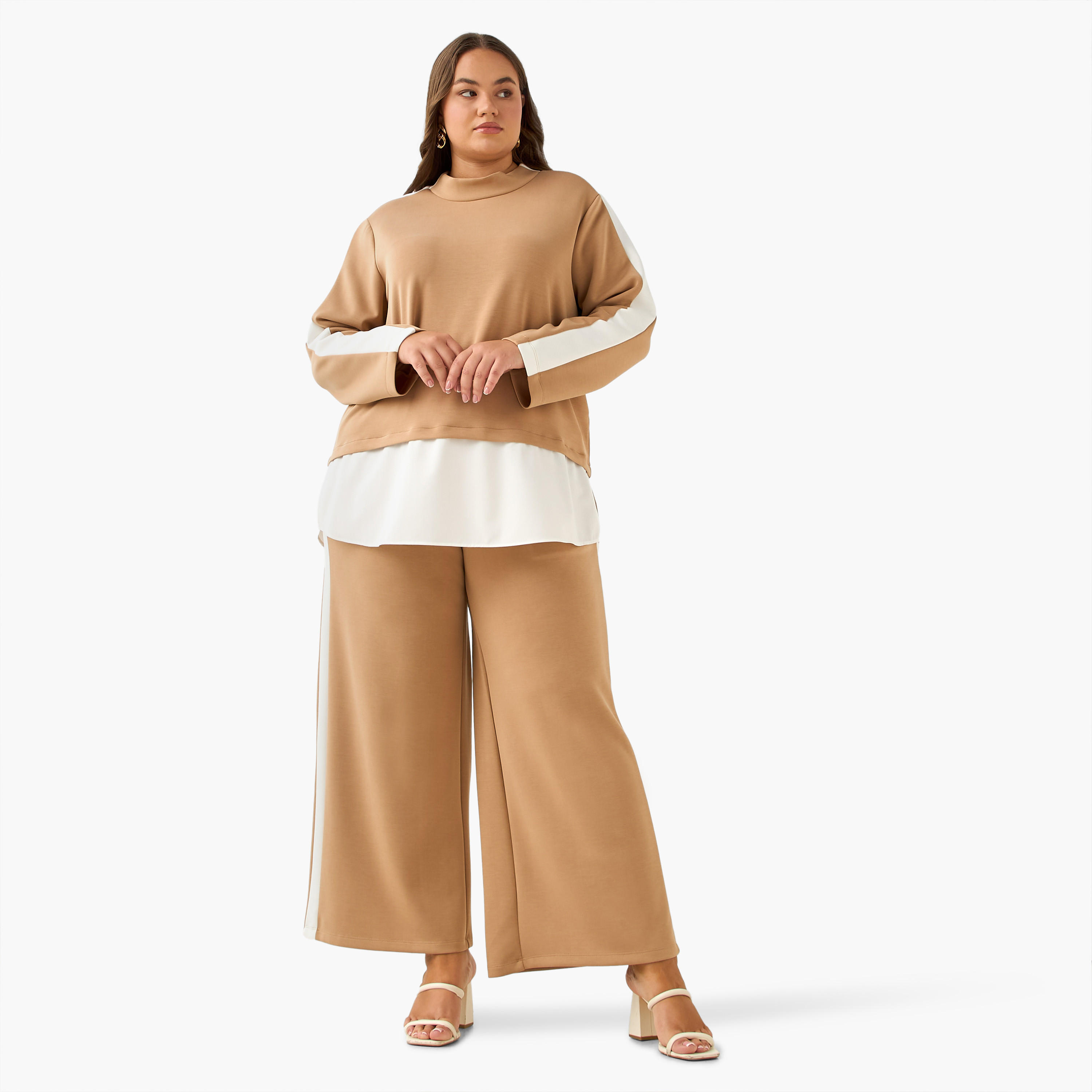 بنطلون واسع الساقين وتفاصيل شريط من أولا بوبكين-women-clothing-coordsets-image-3