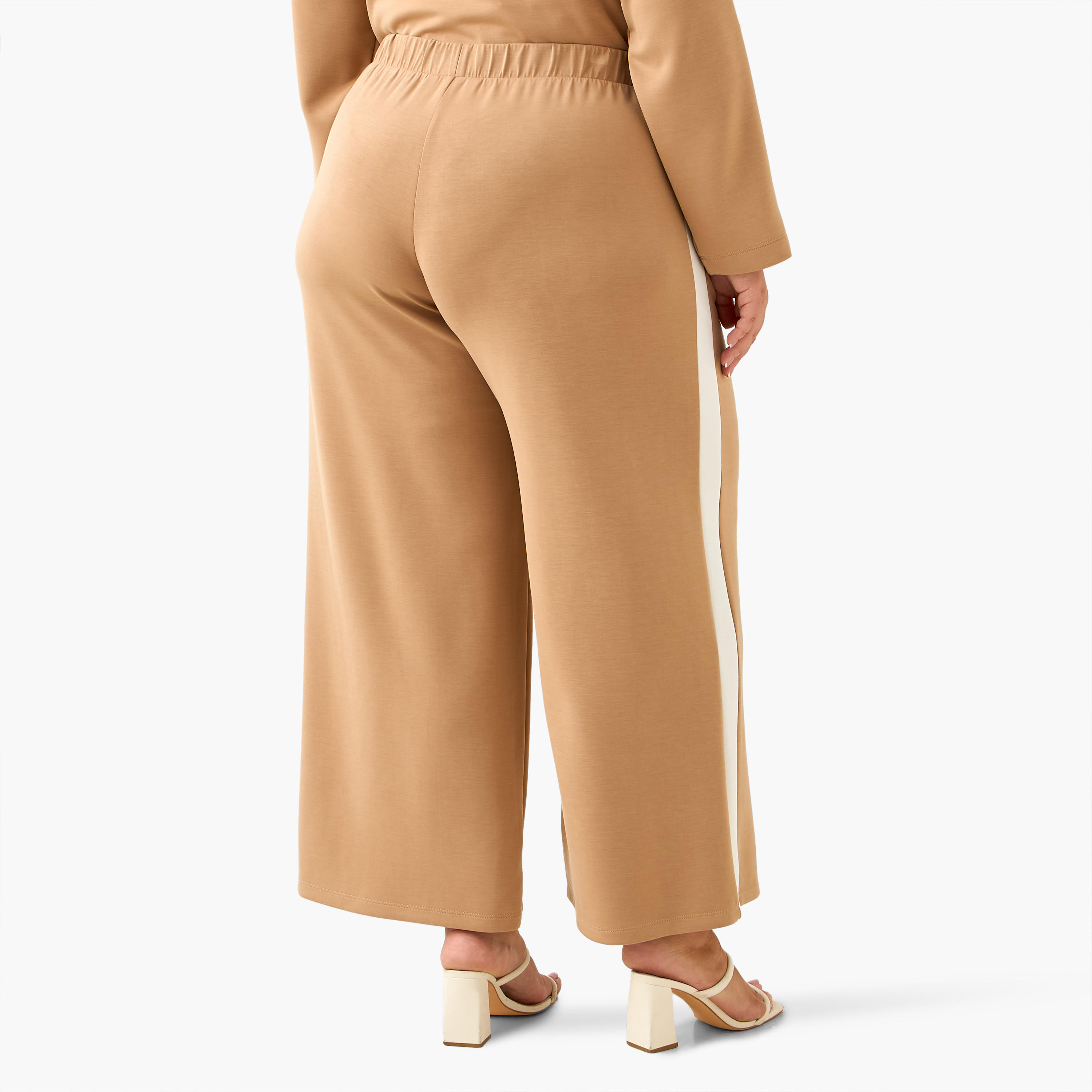 بنطلون واسع الساقين وتفاصيل شريط من أولا بوبكين-women-clothing-coordsets-image-4