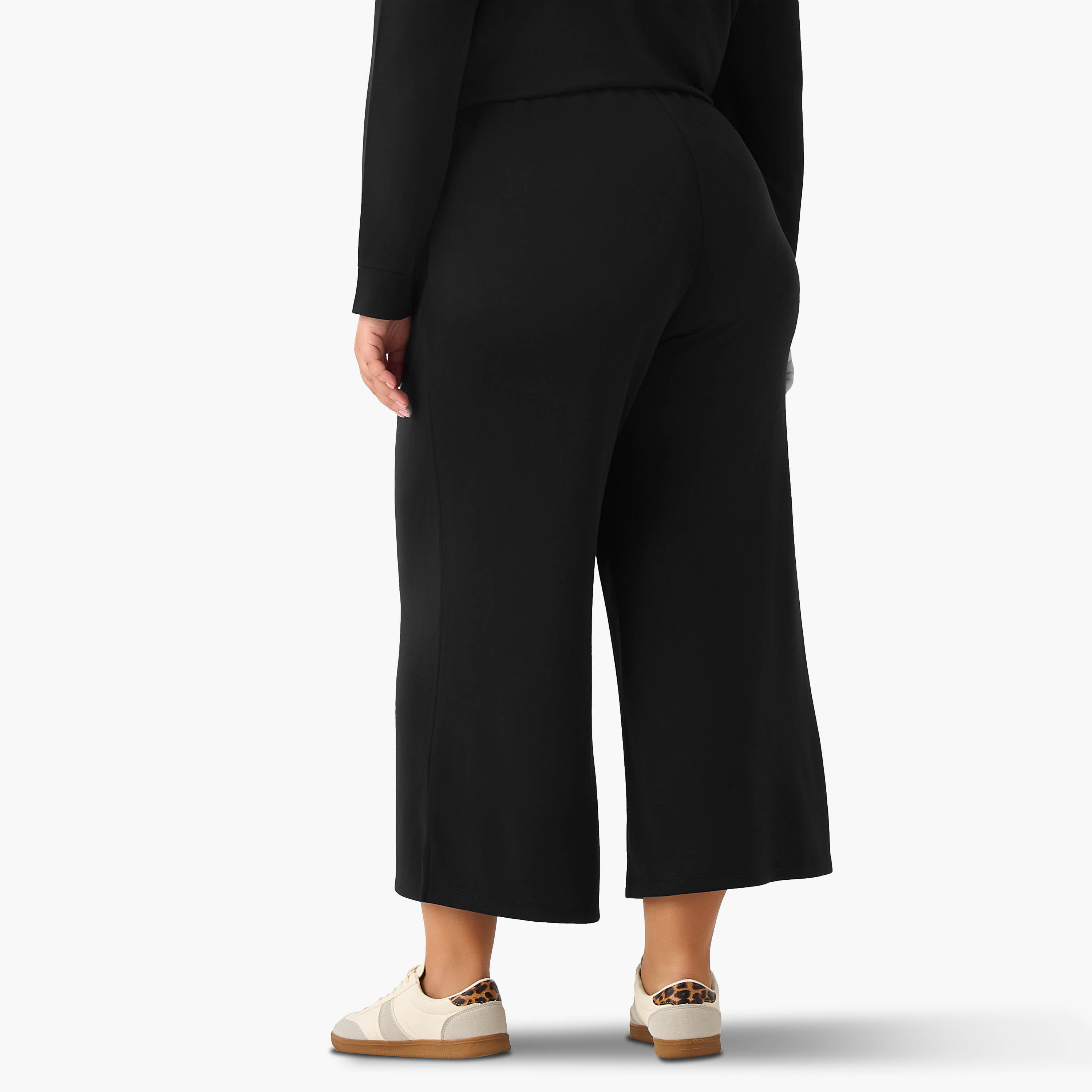 Ulla Popken Relaxed Fit Elasticated Waist Wide Leg Pants-women-clothing-coordsets-image-3