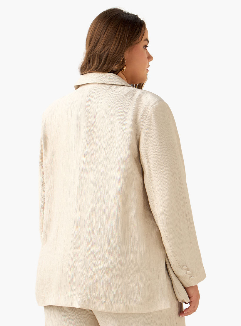بليزر بقصّة مريحة بارز الملمس للنساء من أولا بوبكن-women-clothing-coatsandjackets-blazers-image-4