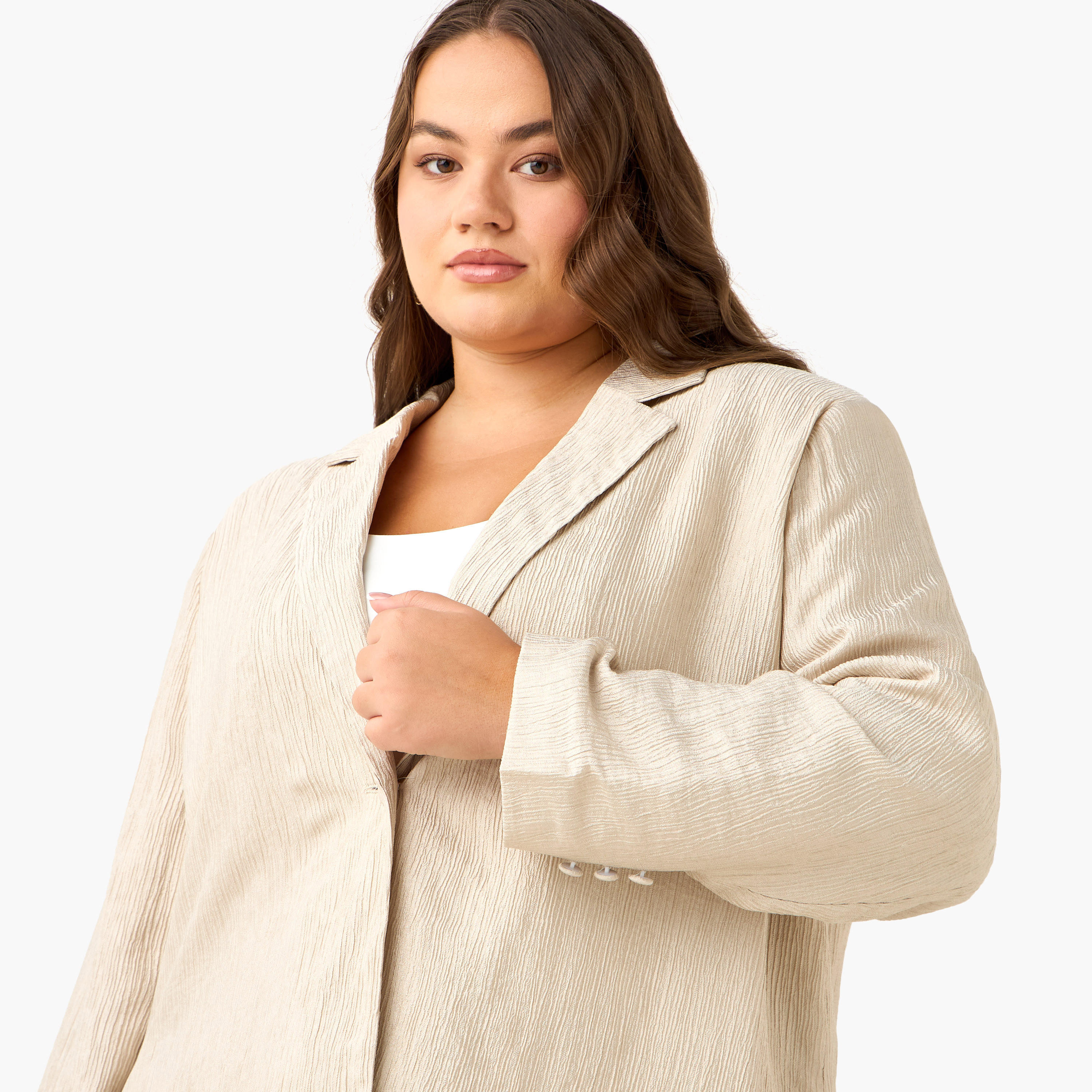 بليزر بقصّة مريحة بارز الملمس للنساء من أولا بوبكن-women-clothing-coatsandjackets-blazers-image-5