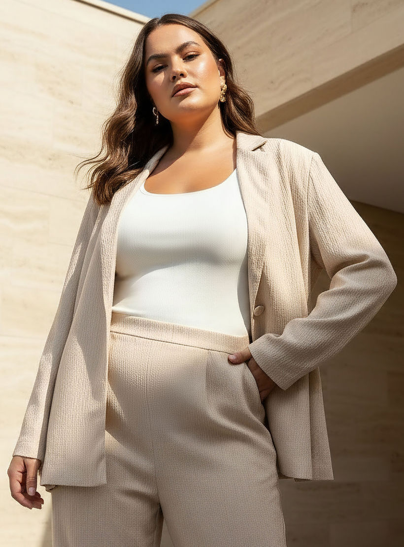 بليزر بقصّة مريحة بارز الملمس للنساء من أولا بوبكن-women-clothing-coatsandjackets-blazers-image-1