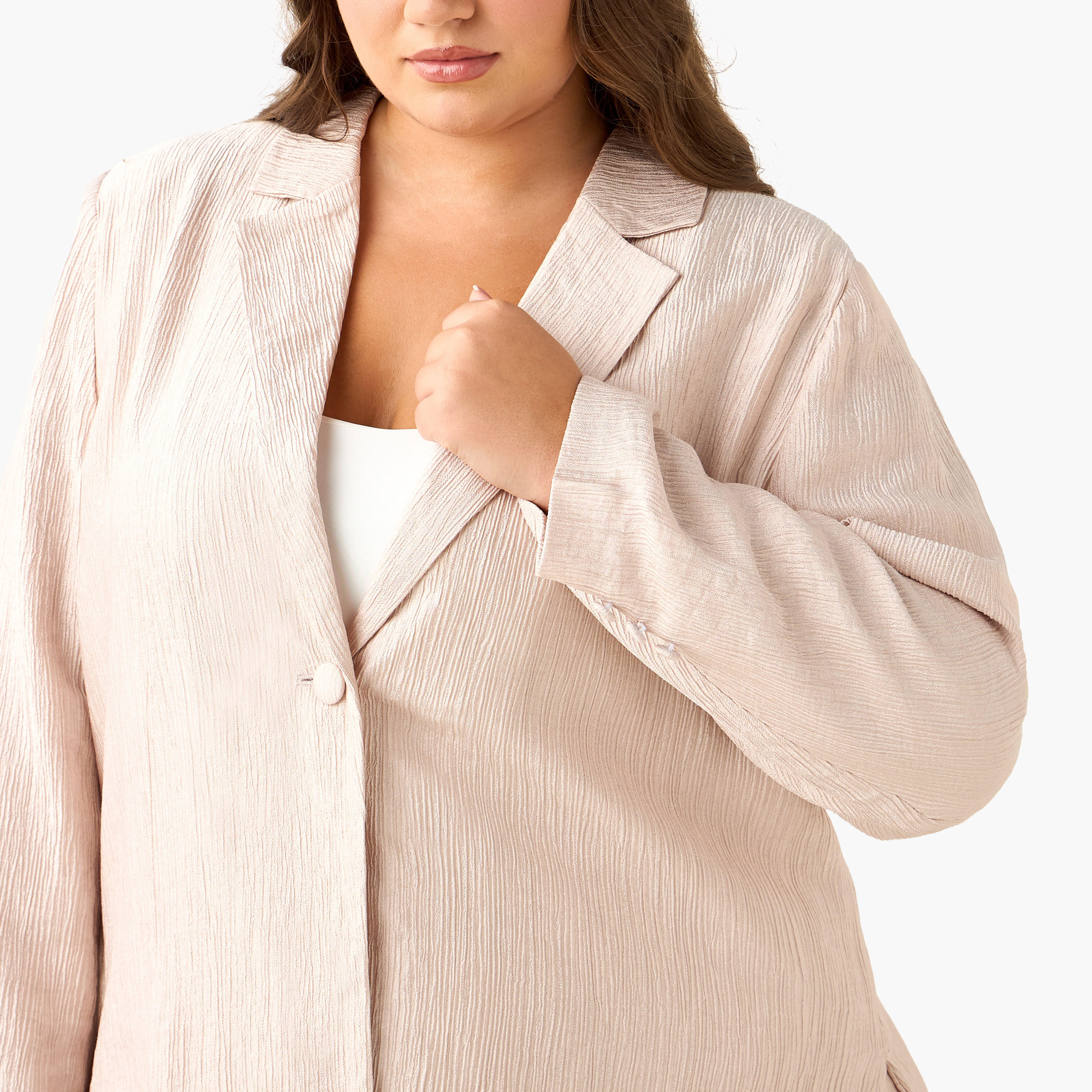 بليزر بقصّة مريحة بارز الملمس للنساء من أولا بوبكن-women-clothing-coatsandjackets-blazers-image-5
