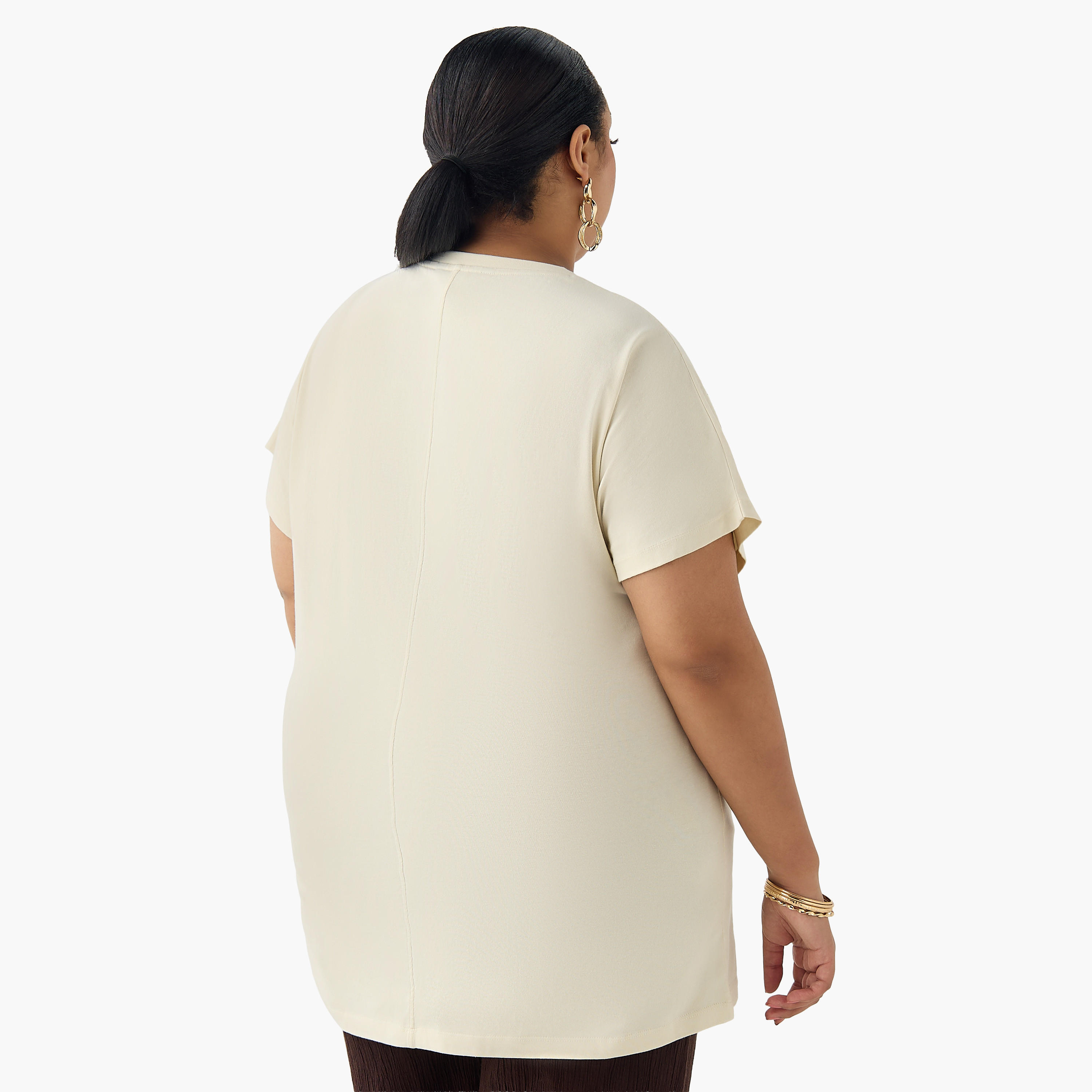 تيشيرت بقصّة مريحة بتفاصيل مزيّنة زهرية من أولا بوبكن-women-clothing-tshirts-image-6