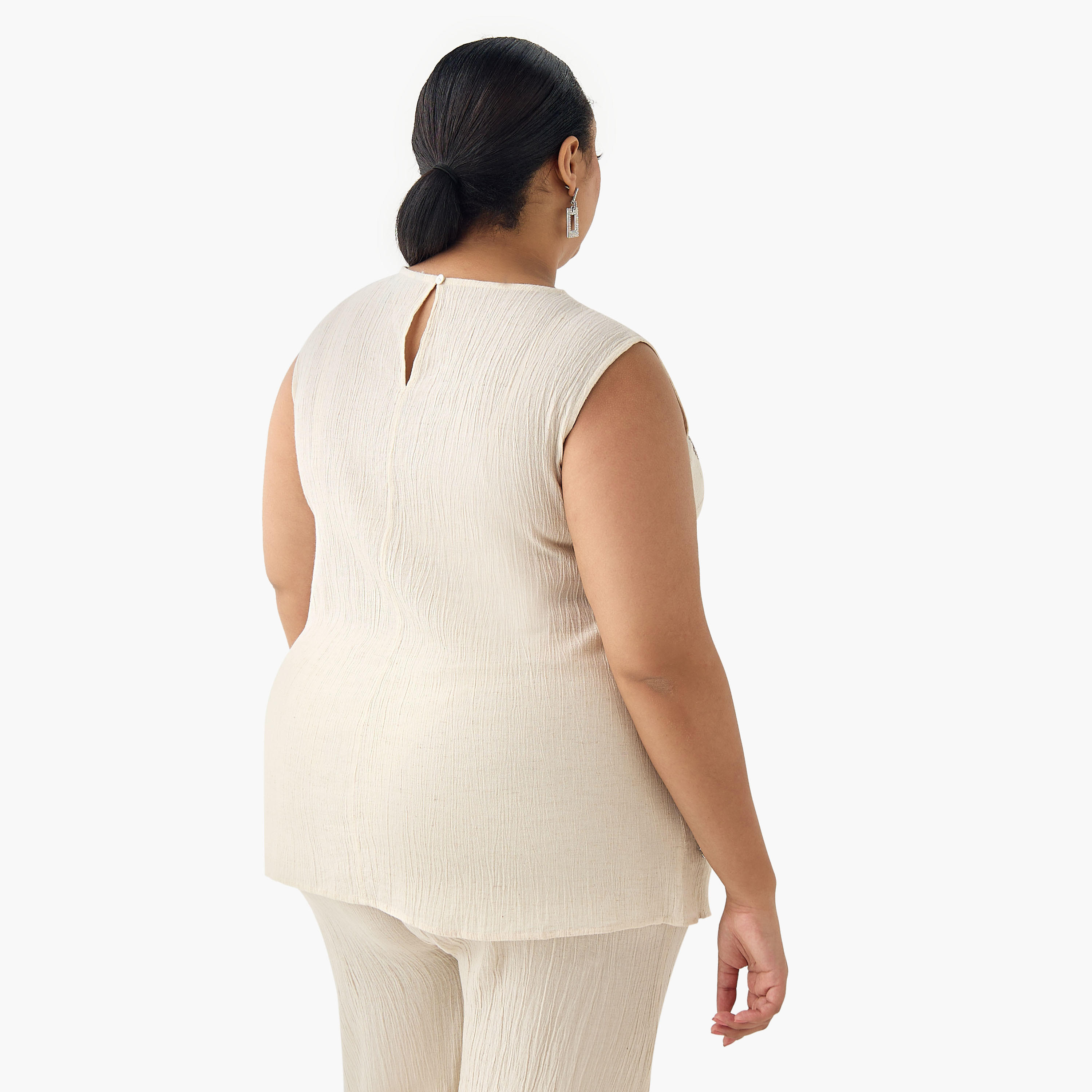 بلوزة مزيج الكتان مزينة بدون أكمام من أولا بوبكن-women-clothing-coordsets-image-6