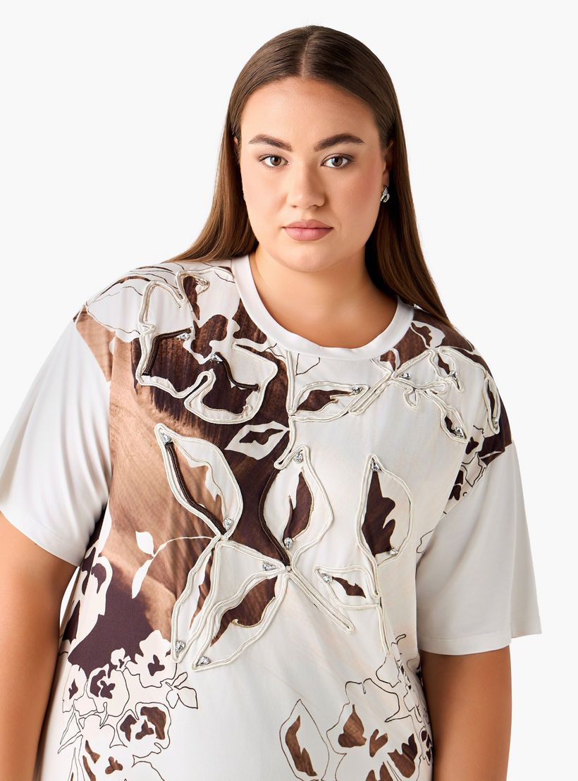 Ulla Popken Relaxed Fit T-shirt with Applique Accent-women-clothing-tshirts-image-5