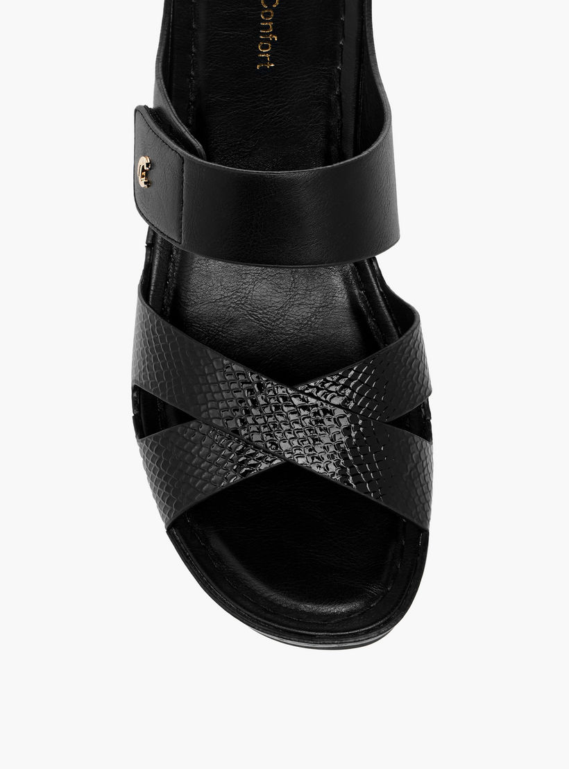 صندل مريح سهل الارتداء بحزام متقاطع وكعب ويدج من لو كونفورت-women-shoes-sandals-heeled-image-4