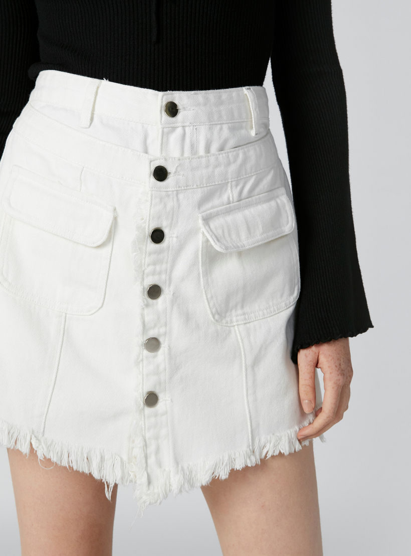 تنورة ميني دينم بزر إغلاق وجيوب-women-clothing-bottoms-shorts-image-4